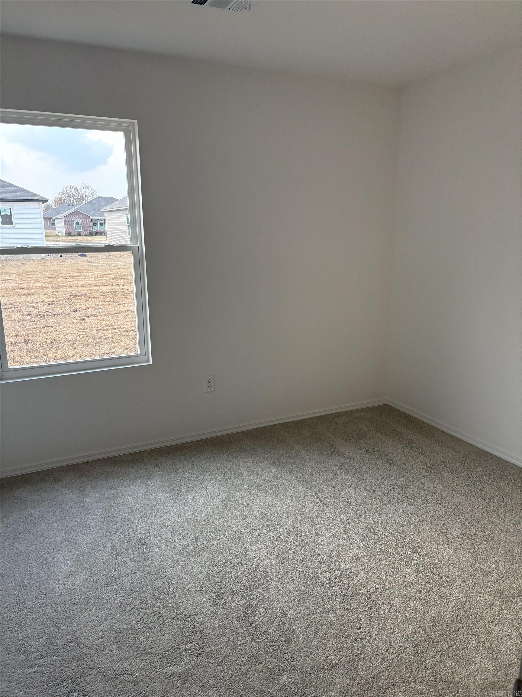 HILL FARM - Residential