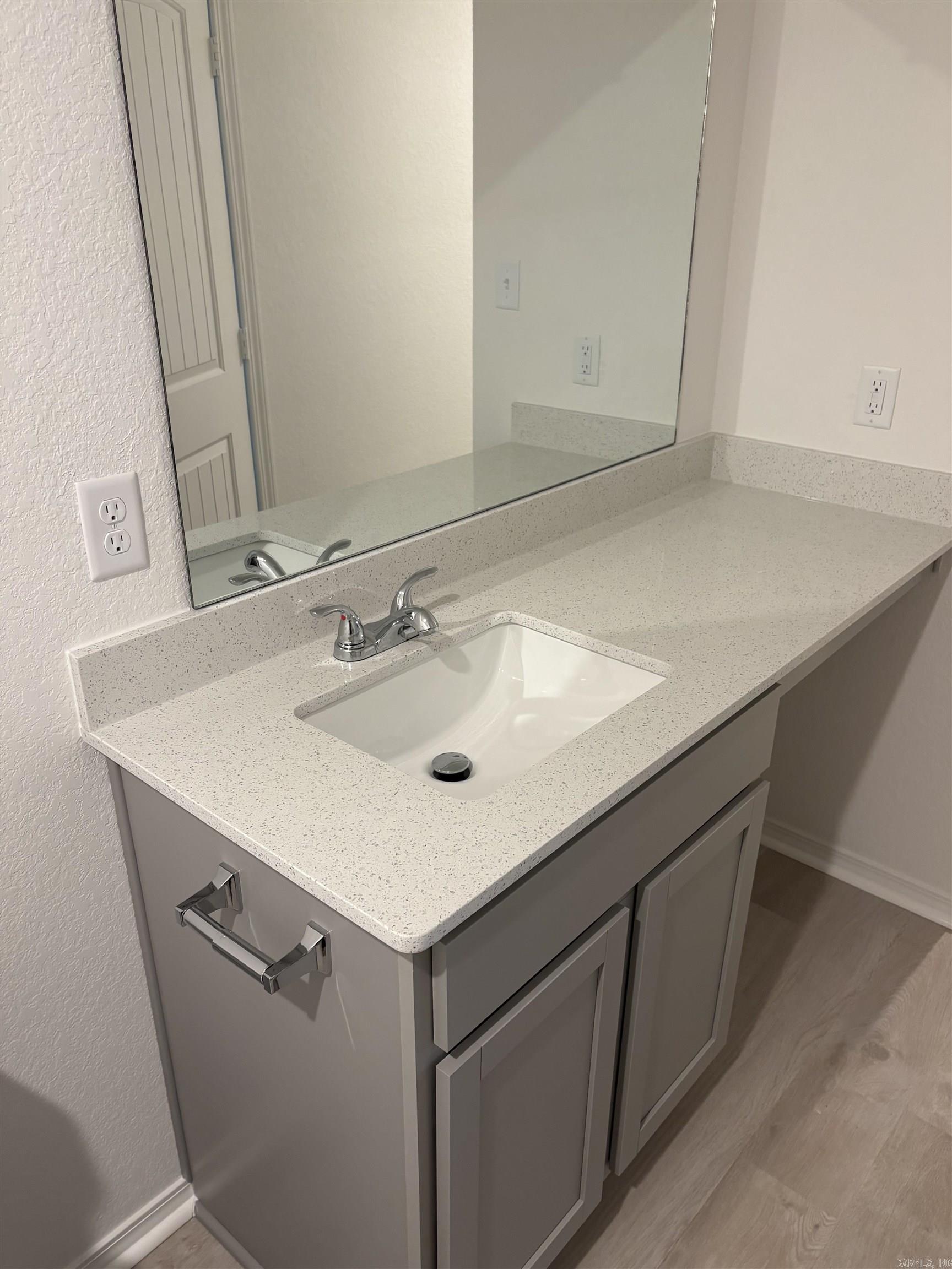 HILL FARM - Residential