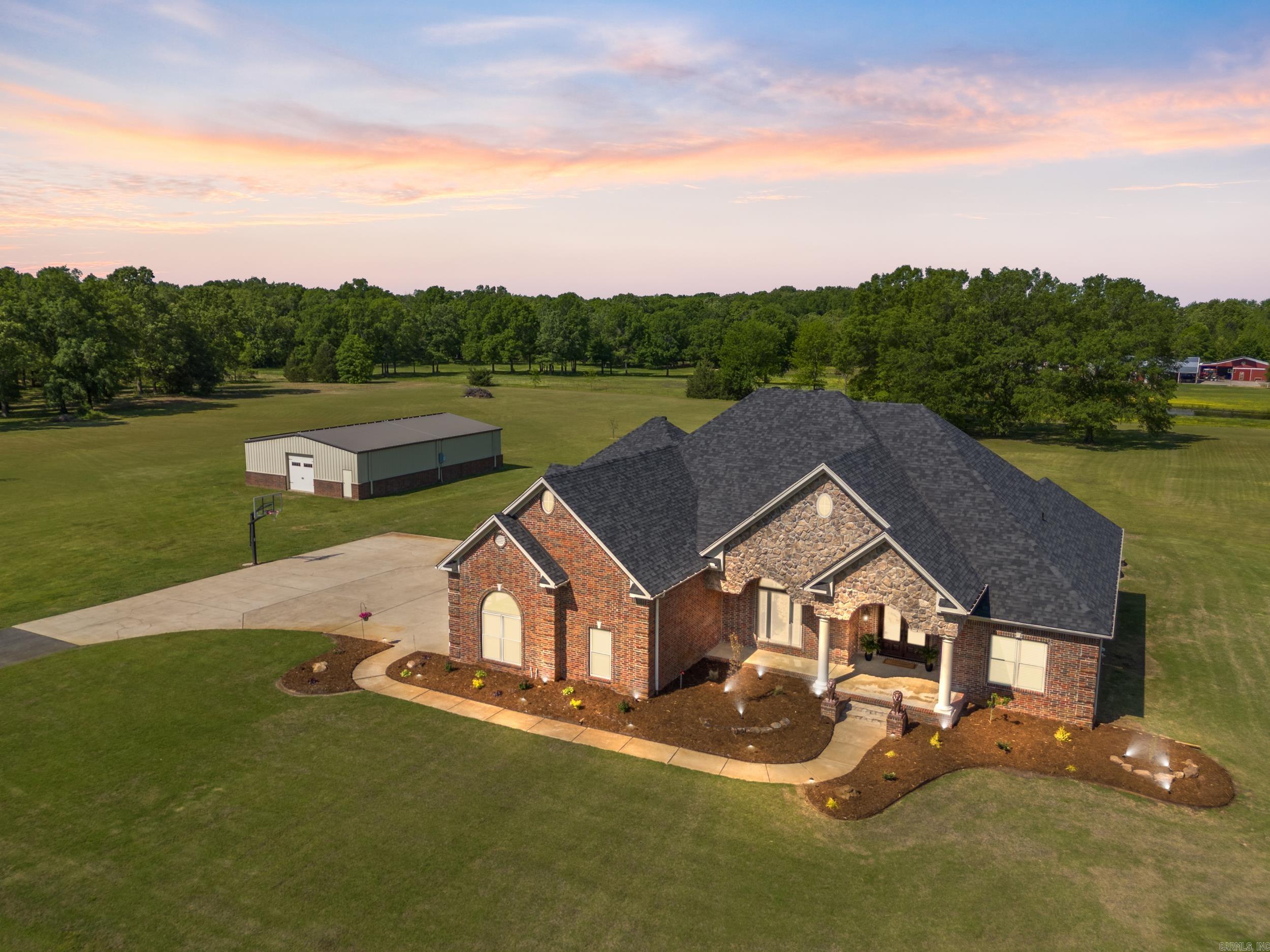 Metes & Bounds - Residential