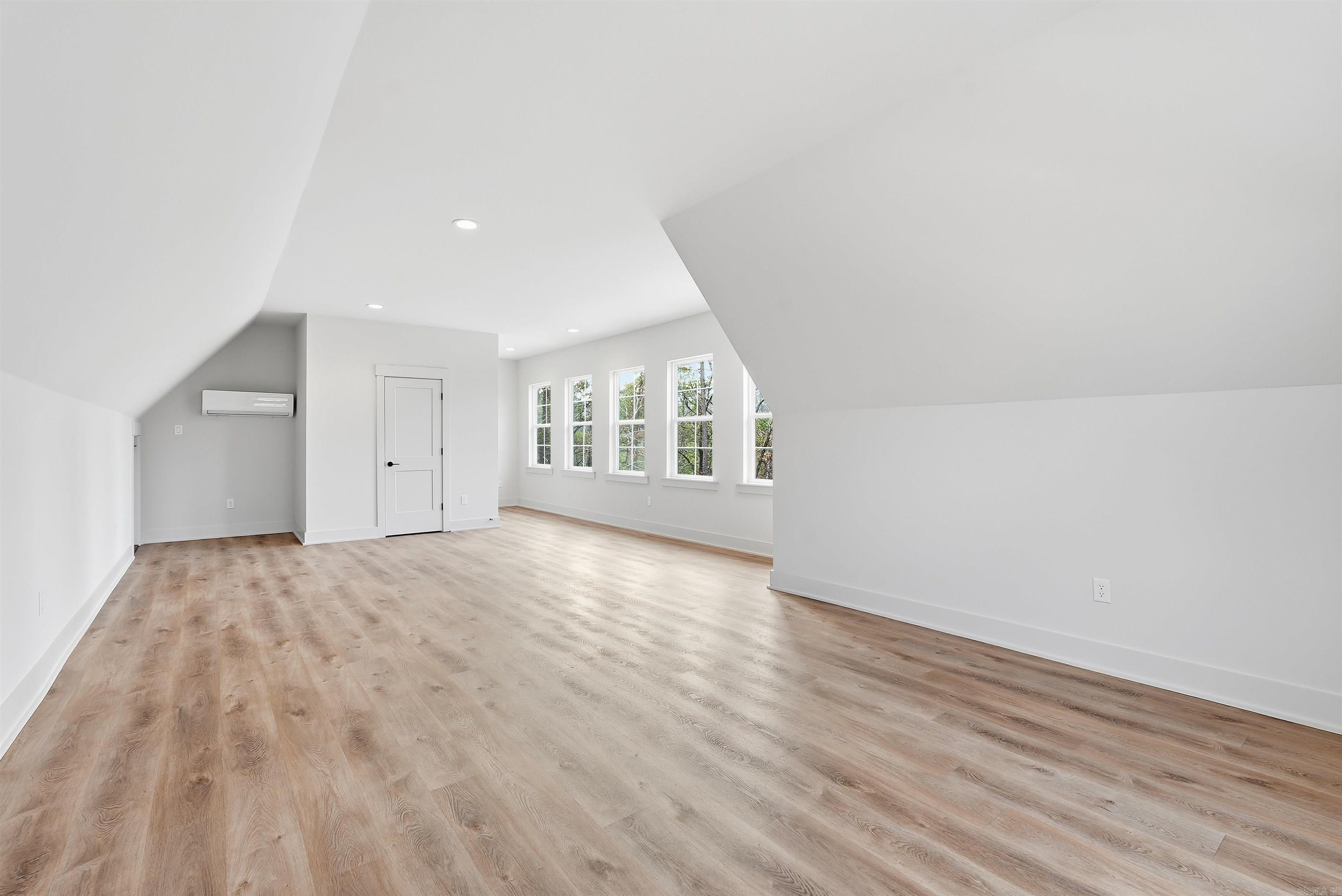 Hickory Nut Mountain Estates - Residential