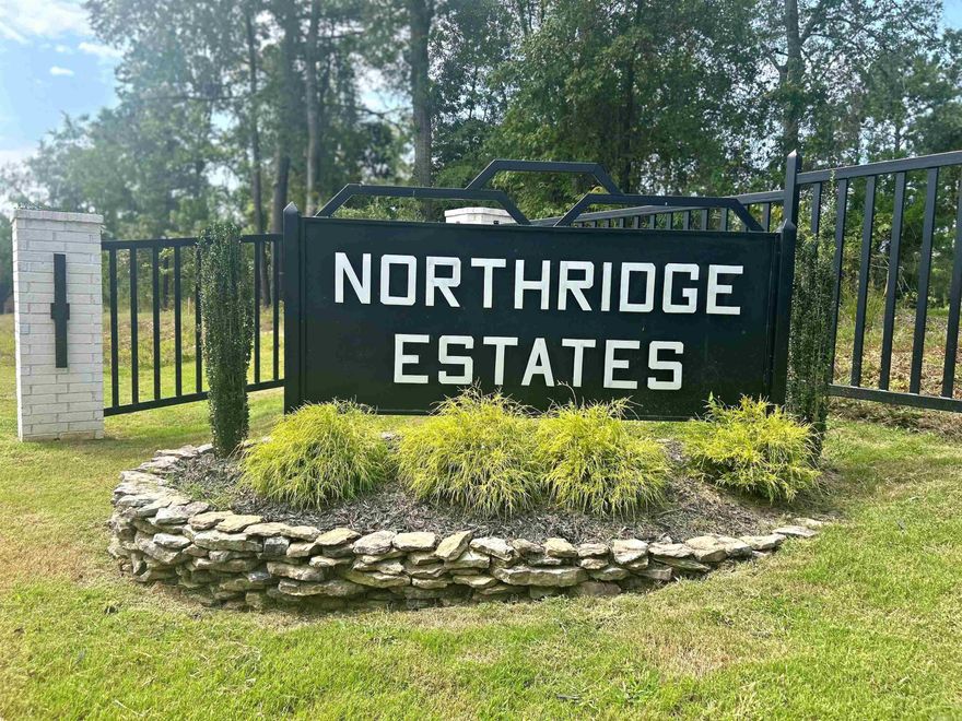 Be a part of Arkadelphia's growth as the exclusive Northridge Estates subdivision expands.  Select your site and bring your plans.  Quiet country living with the luxury of large lots, underground utilities, picturesque views.  Minutes from shopping, medical services, industrial park and I-30.