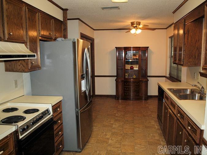 CEDAR RIDGE - Residential