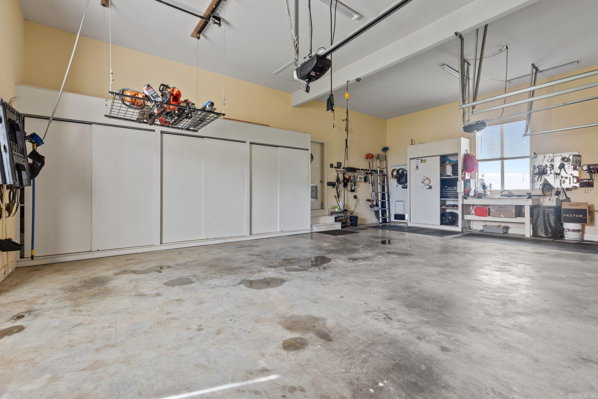 BELLE POINTE ADDN - Residential