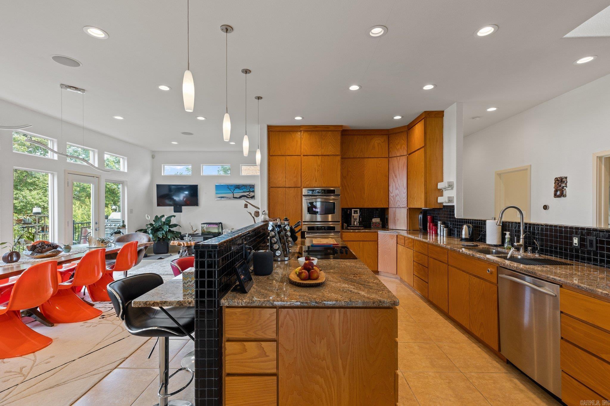 BELLE POINTE ADDN - Residential