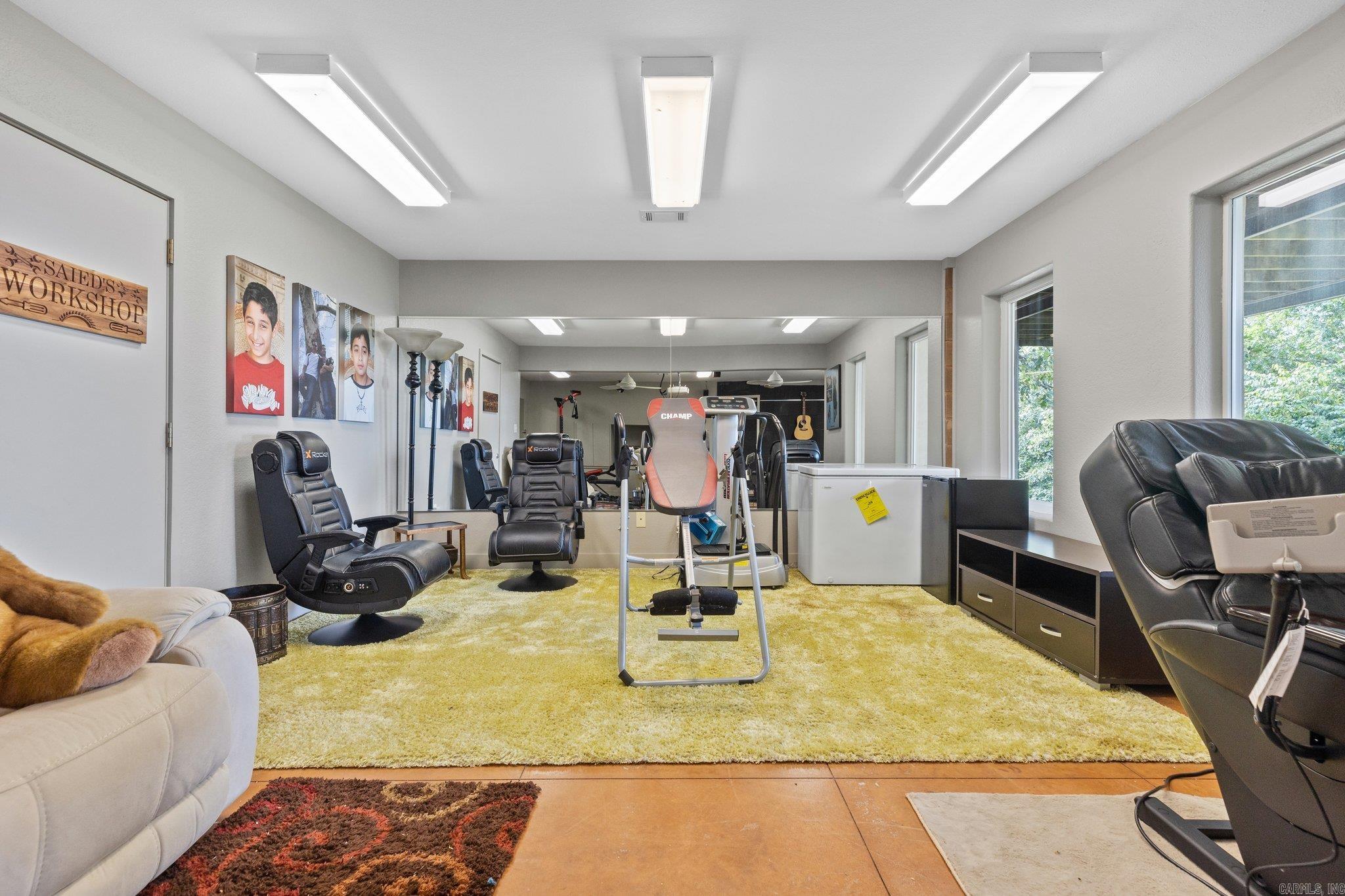 BELLE POINTE ADDN - Residential