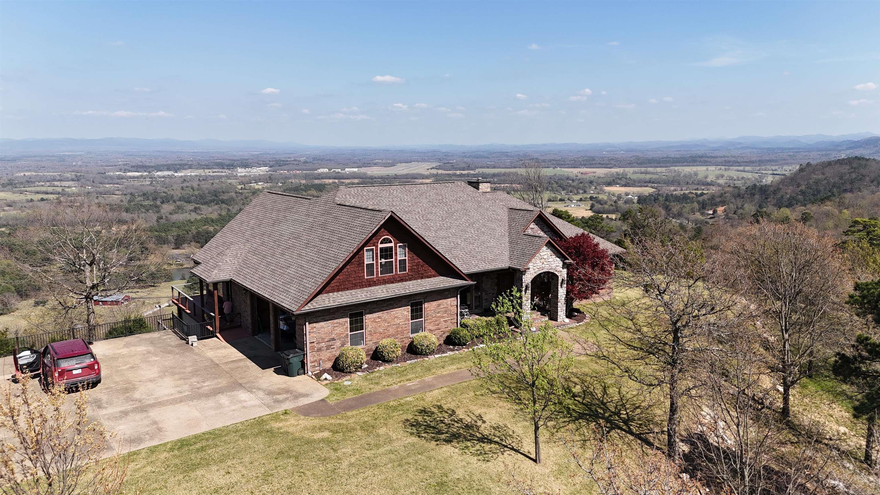 STAR MOUNTAIN ESTATES - Residential