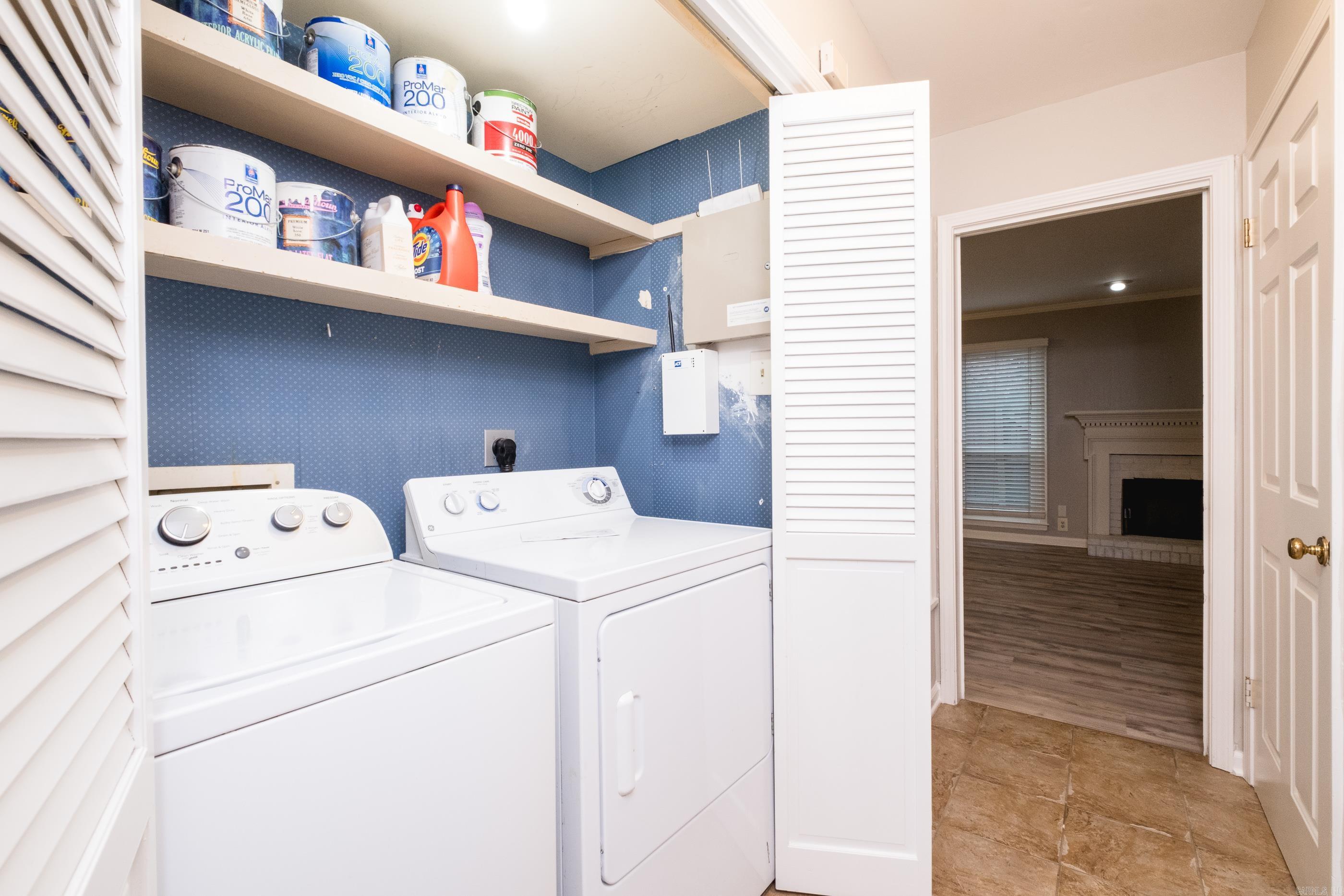 FOXCROFT SQUARE HPR - Residential