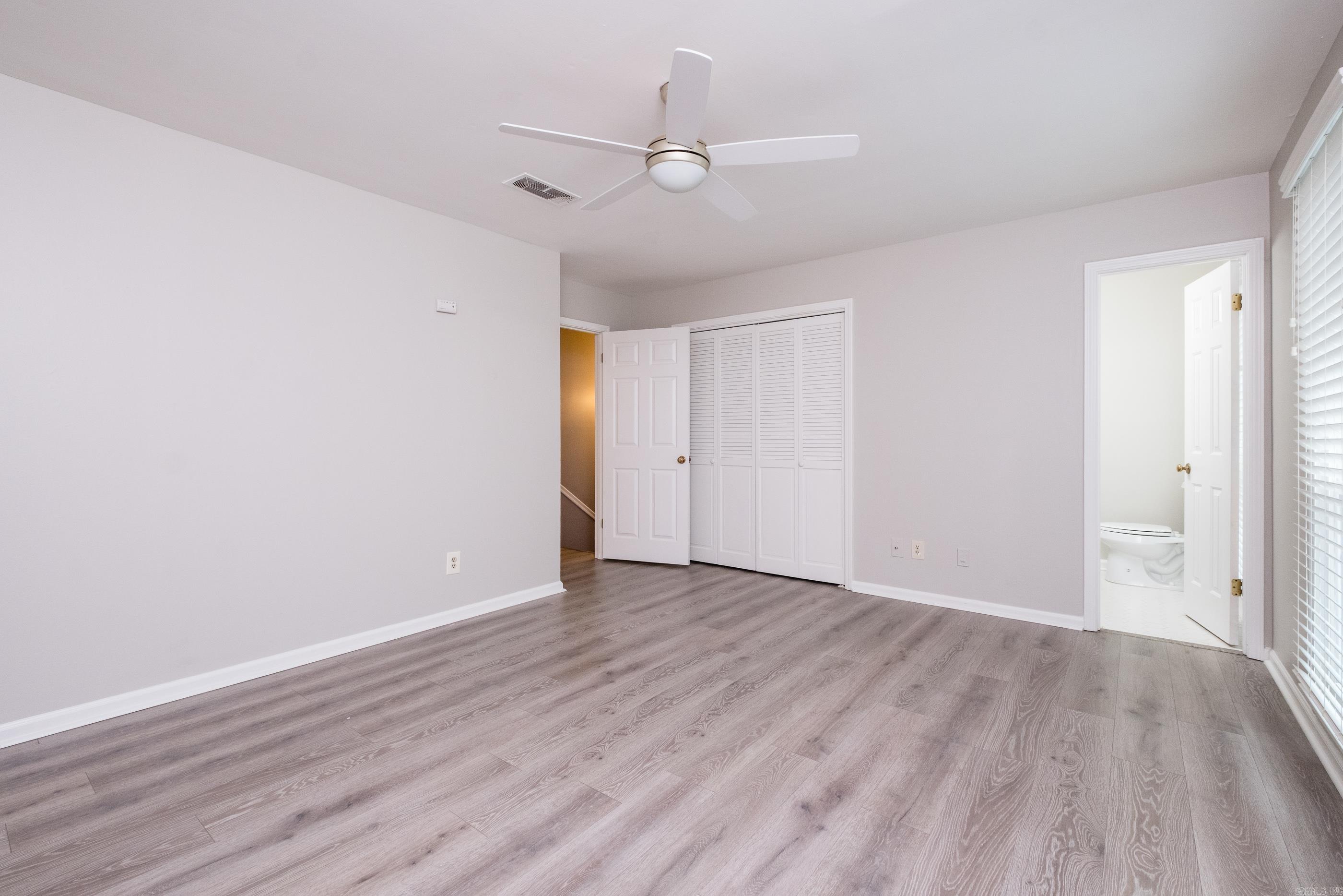 FOXCROFT SQUARE HPR - Residential