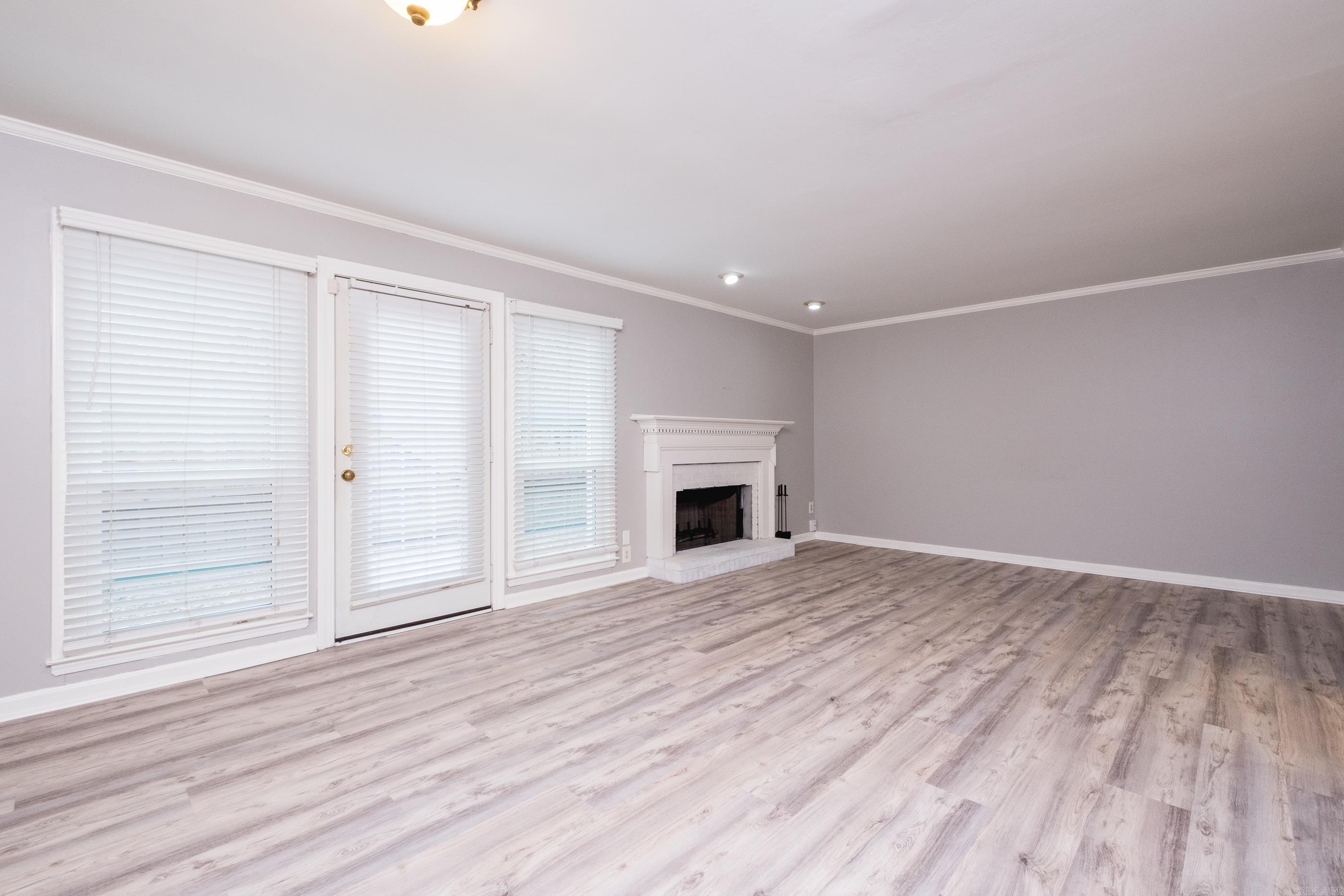 FOXCROFT SQUARE HPR - Residential