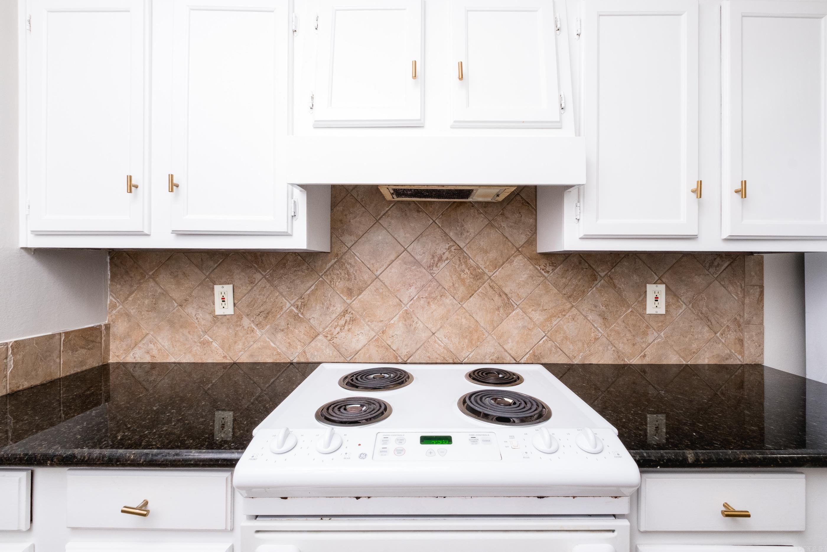 FOXCROFT SQUARE HPR - Residential