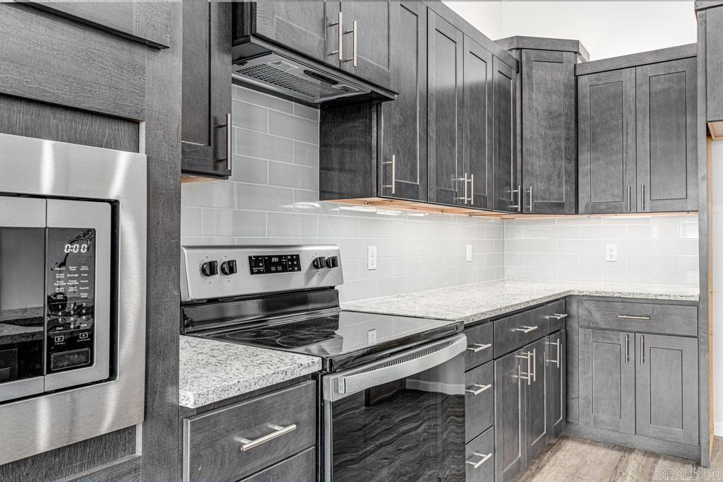 SILO RIDGE ESTATES - Residential