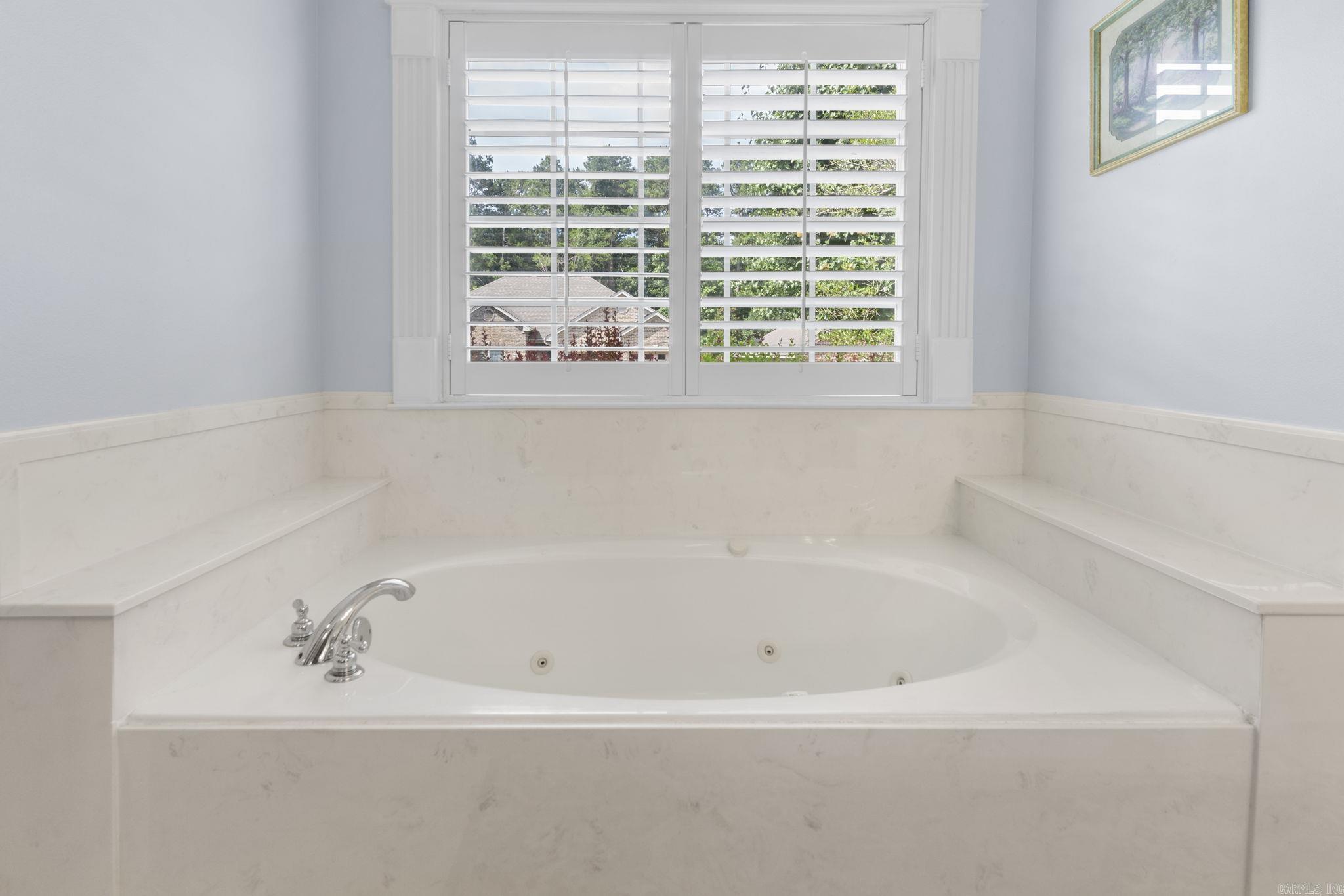 WOODLANDS EDGE - Residential