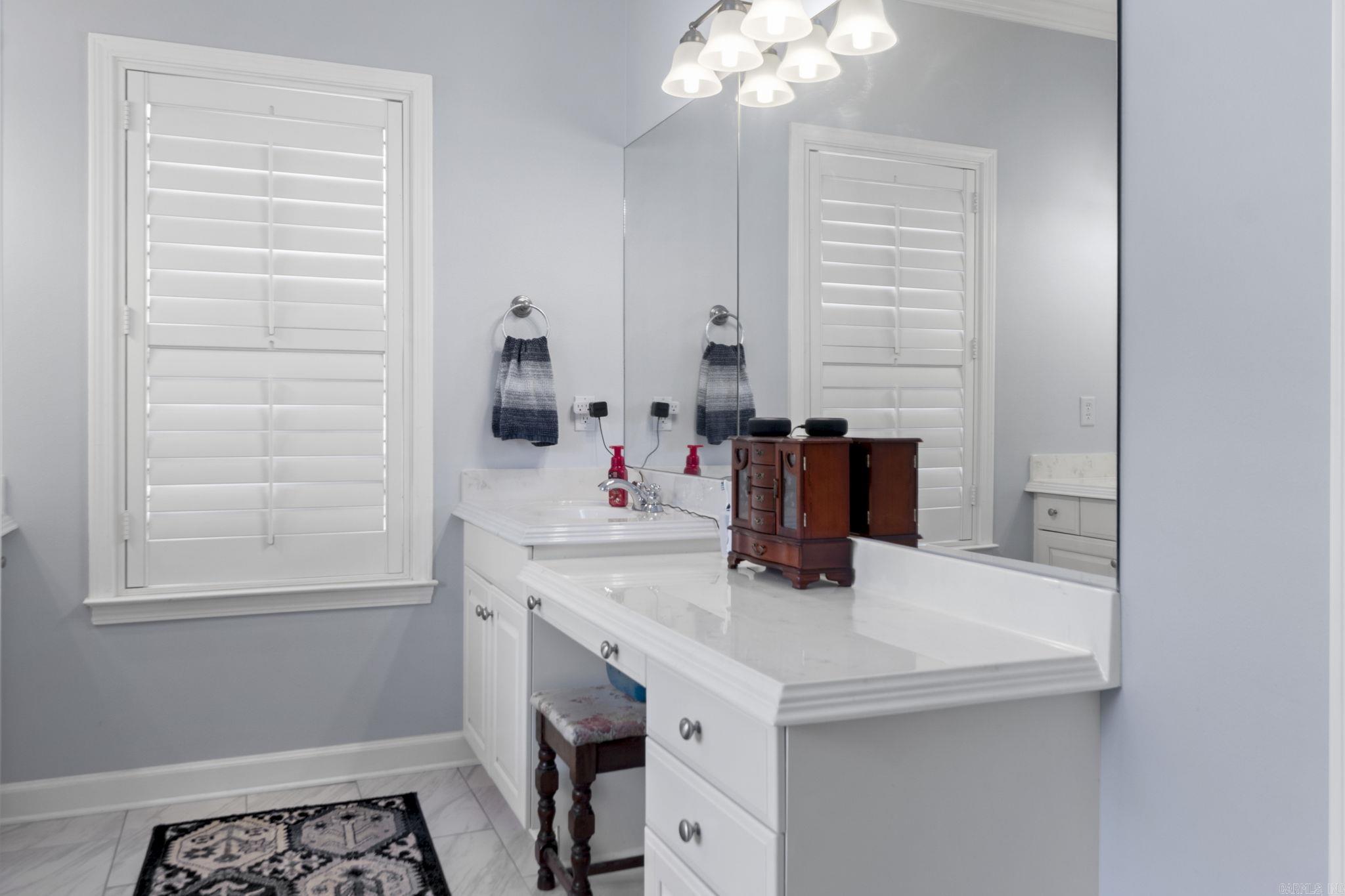 WOODLANDS EDGE - Residential