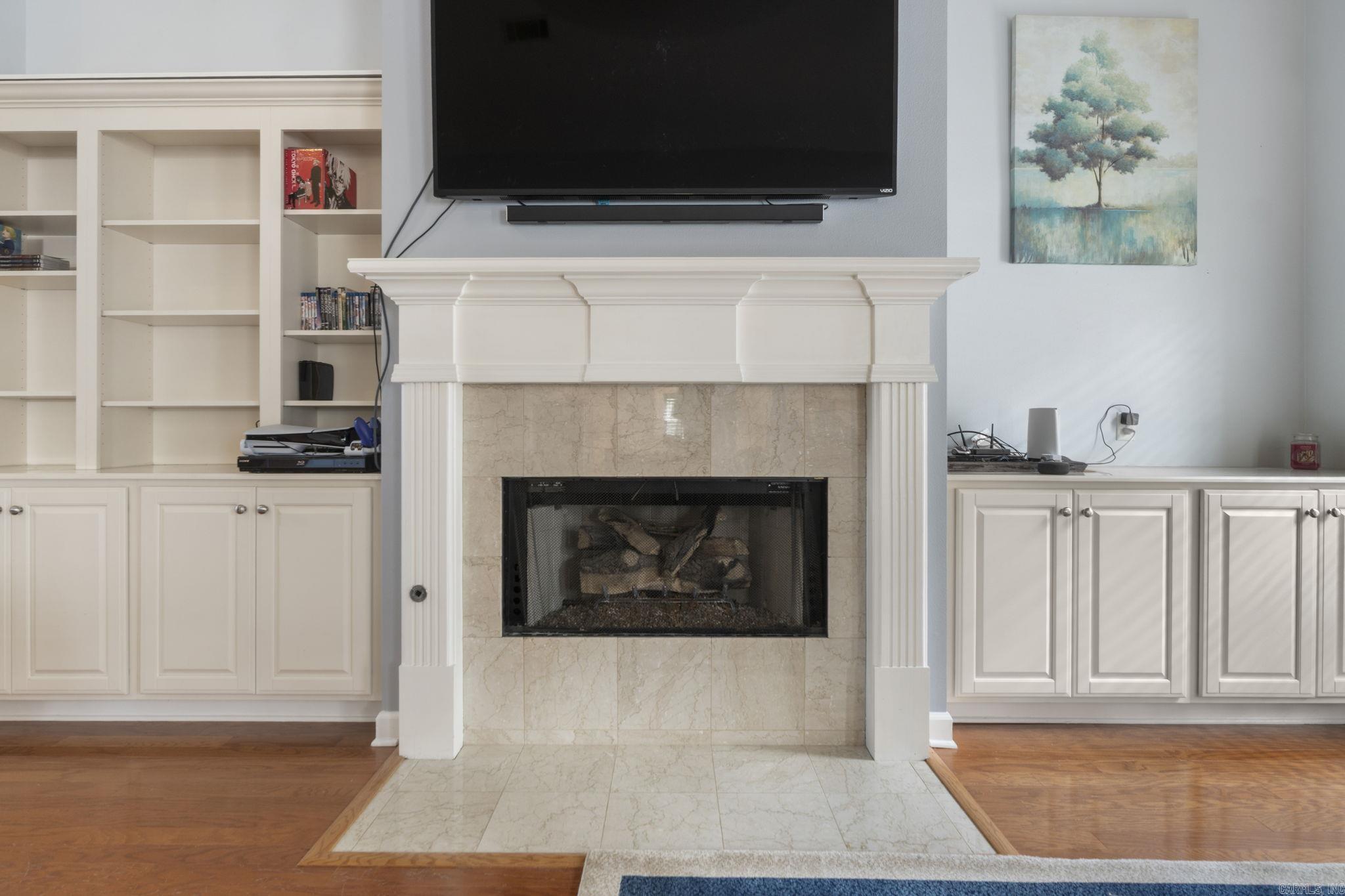 WOODLANDS EDGE - Residential