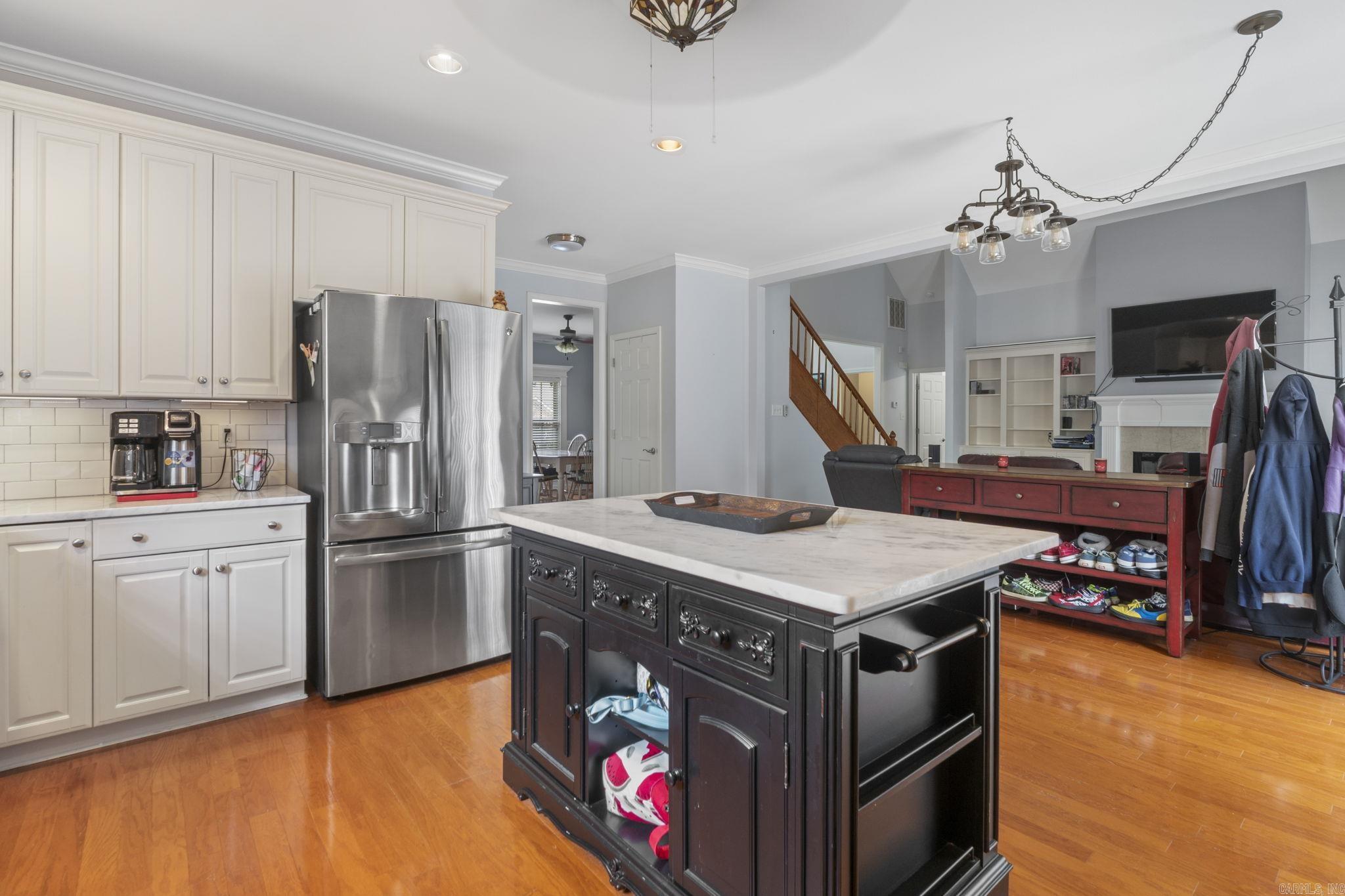 WOODLANDS EDGE - Residential