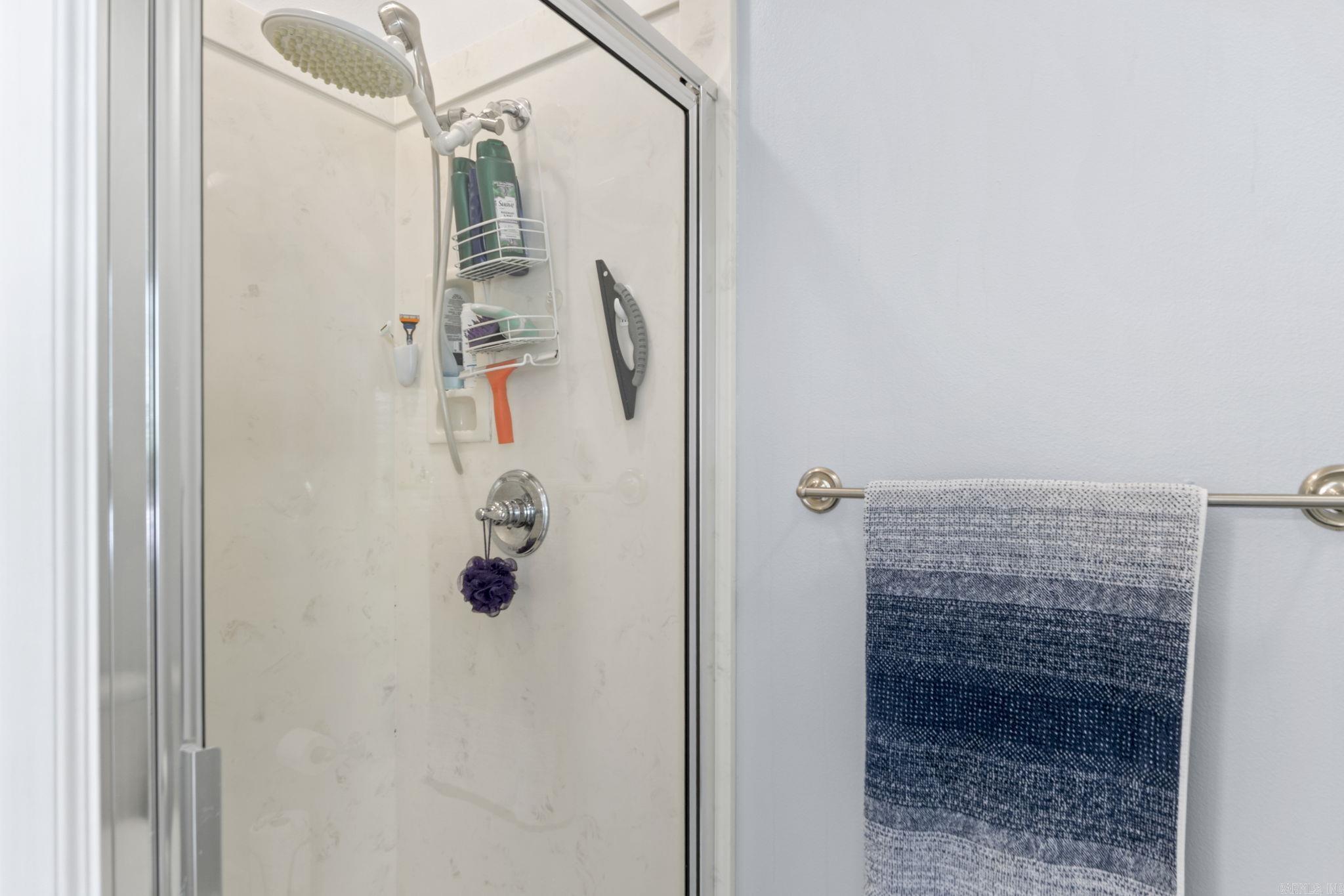 WOODLANDS EDGE - Residential