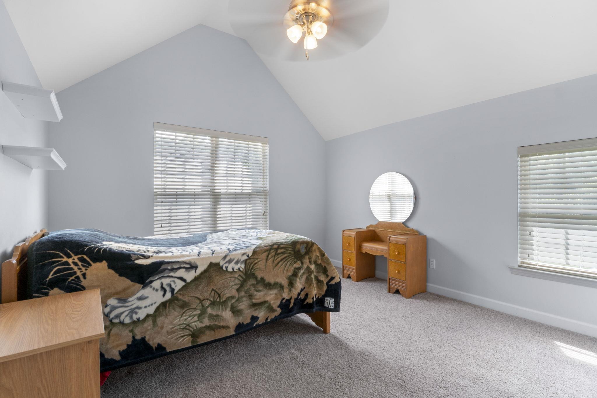 WOODLANDS EDGE - Residential