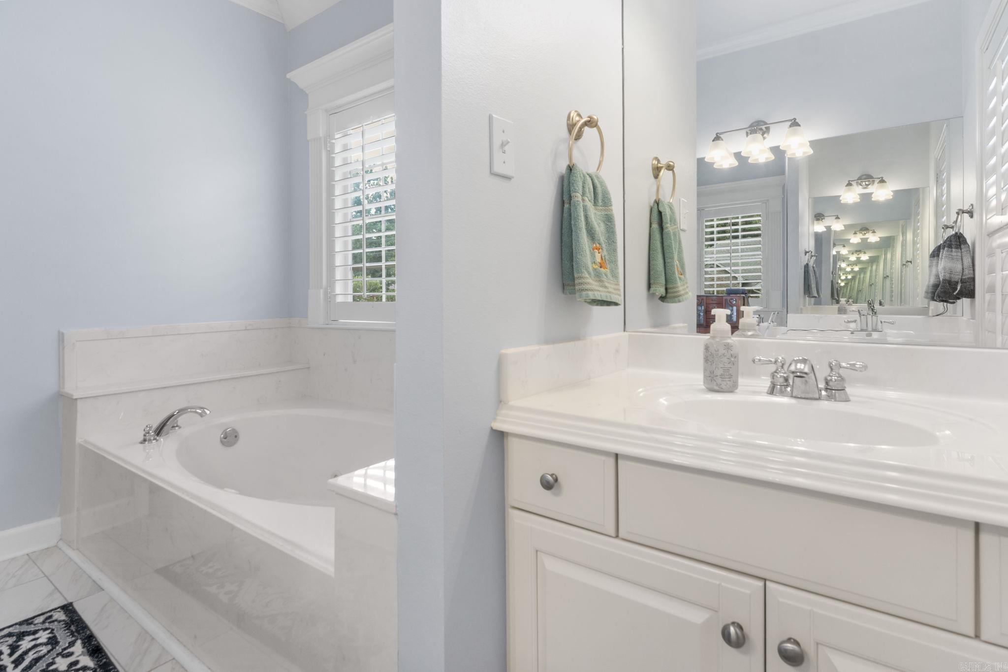 WOODLANDS EDGE - Residential