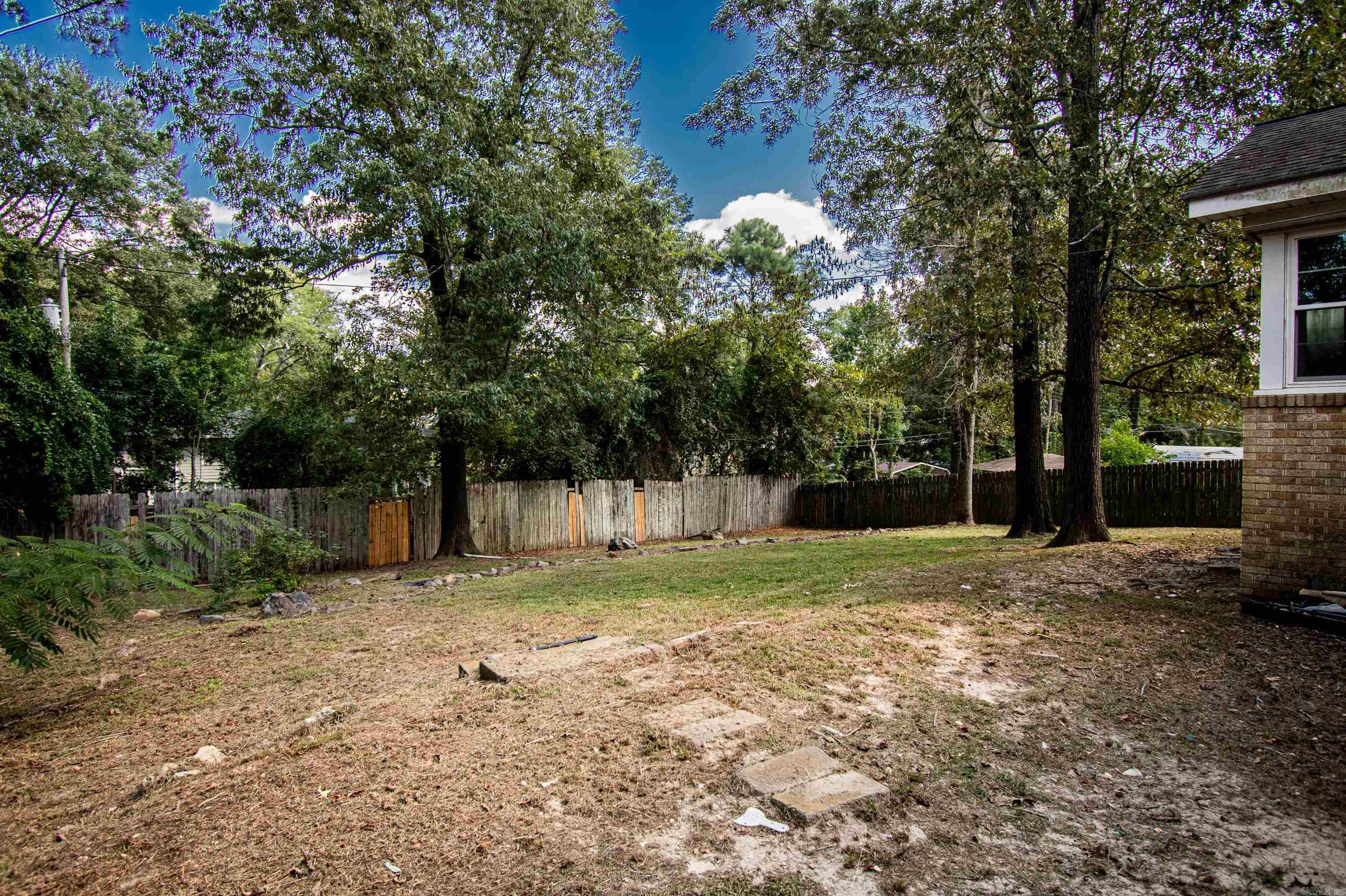 WEST THOMPSON HEIGHTS - Residential