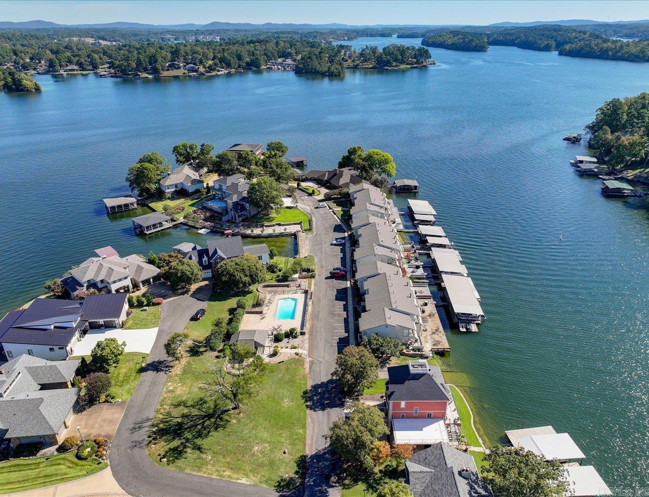 LONG ISLAND PARK HPR - Residential