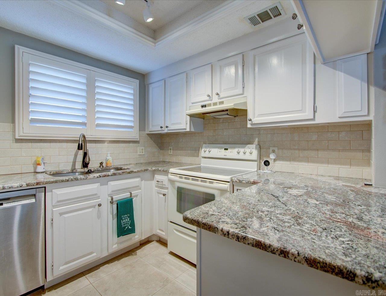 LONG ISLAND PARK HPR - Residential