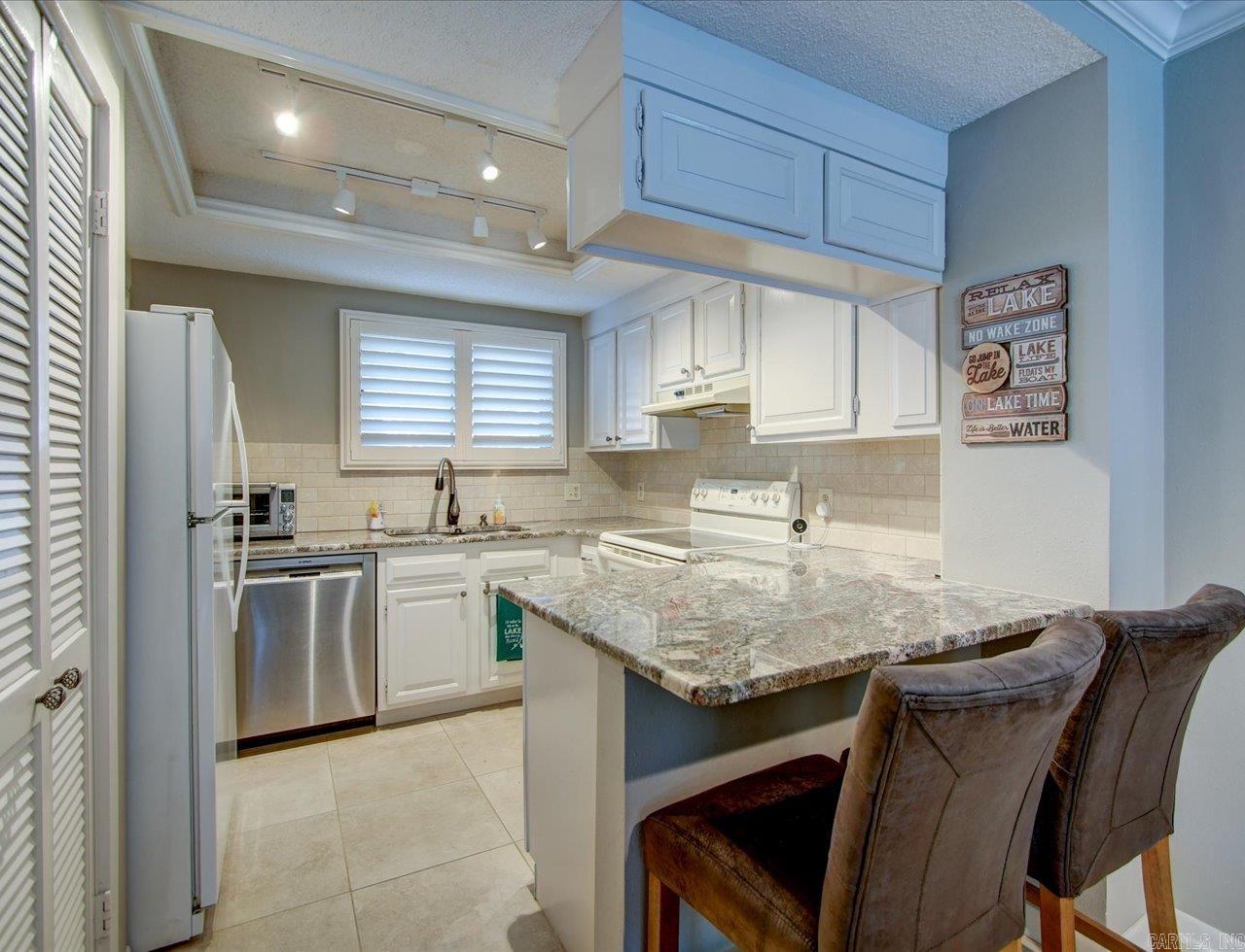 LONG ISLAND PARK HPR - Residential