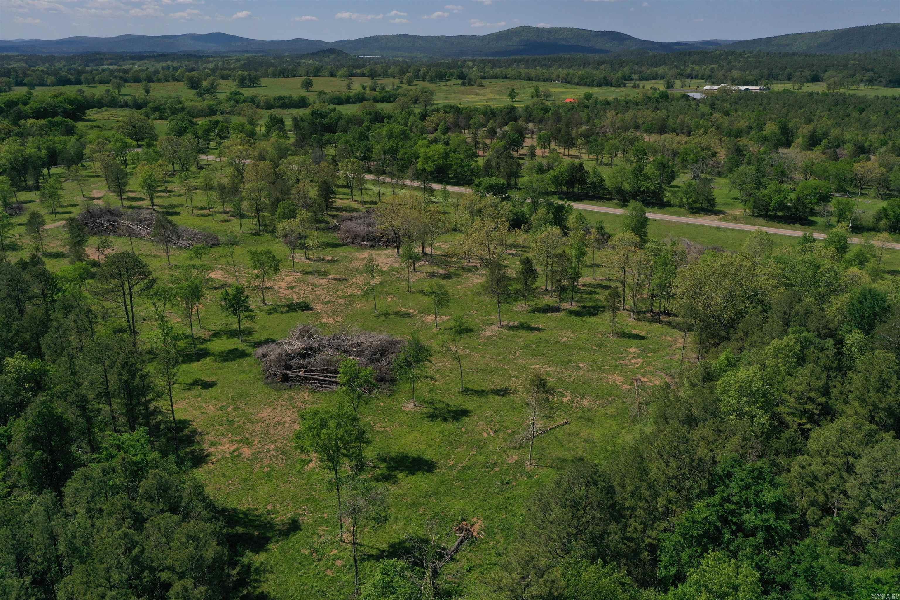 Metes & Bounds - Land