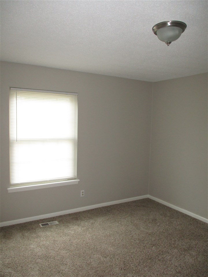 Country Club Park - Residential Lease