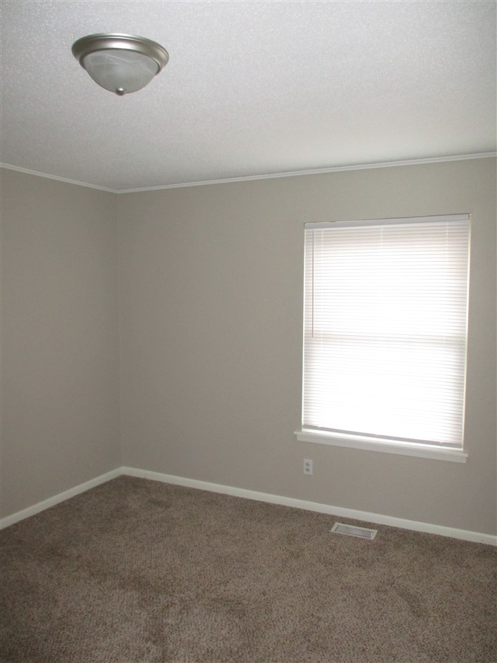 Country Club Park - Residential Lease