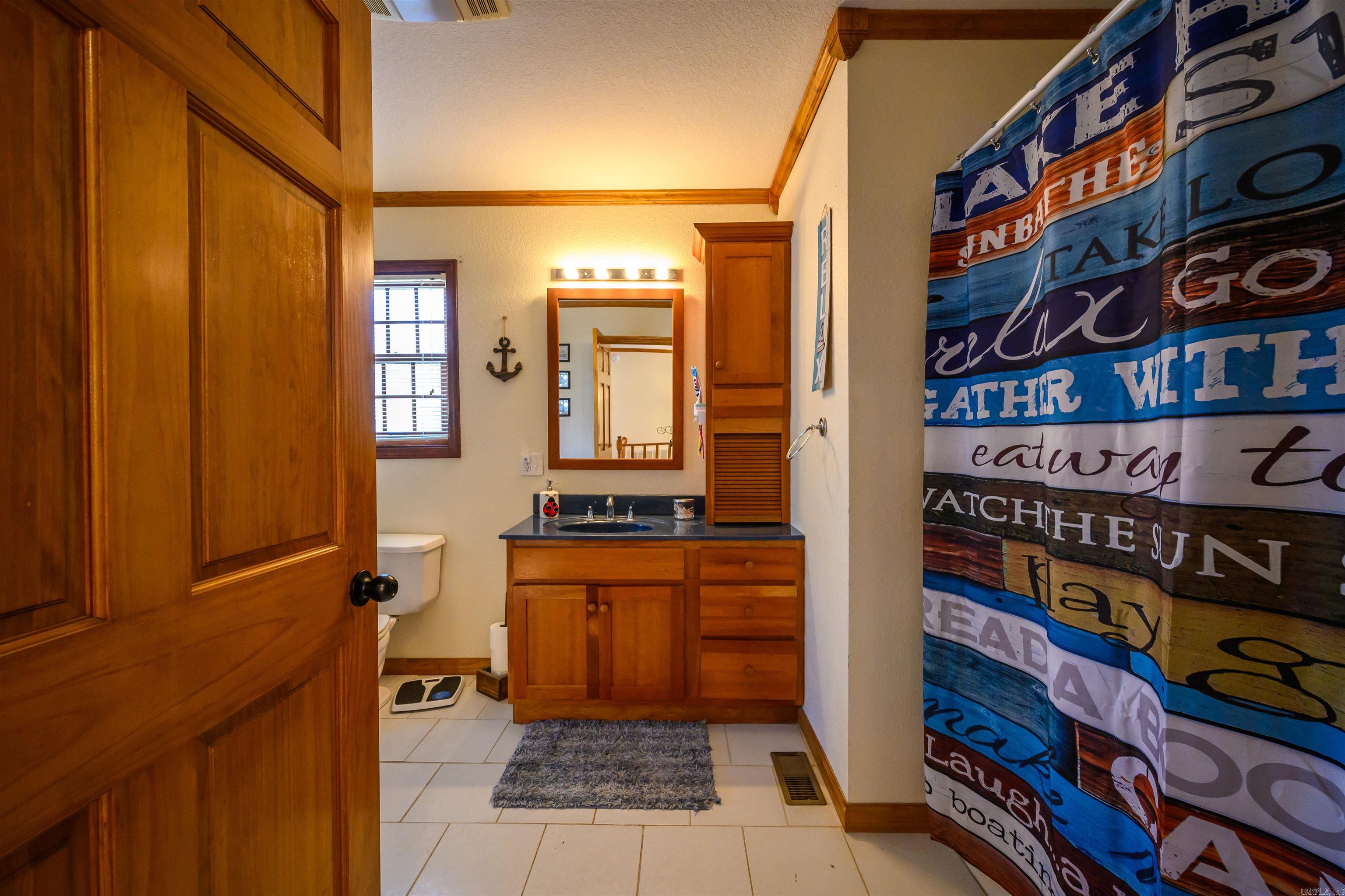 EAST LAKE - Residential