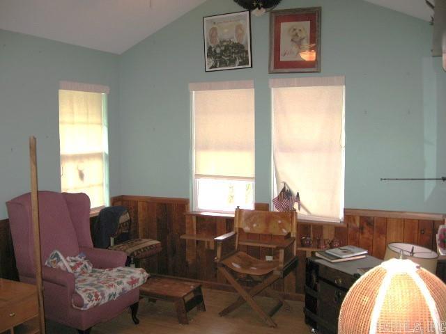 INDIAN HILLS - Residential