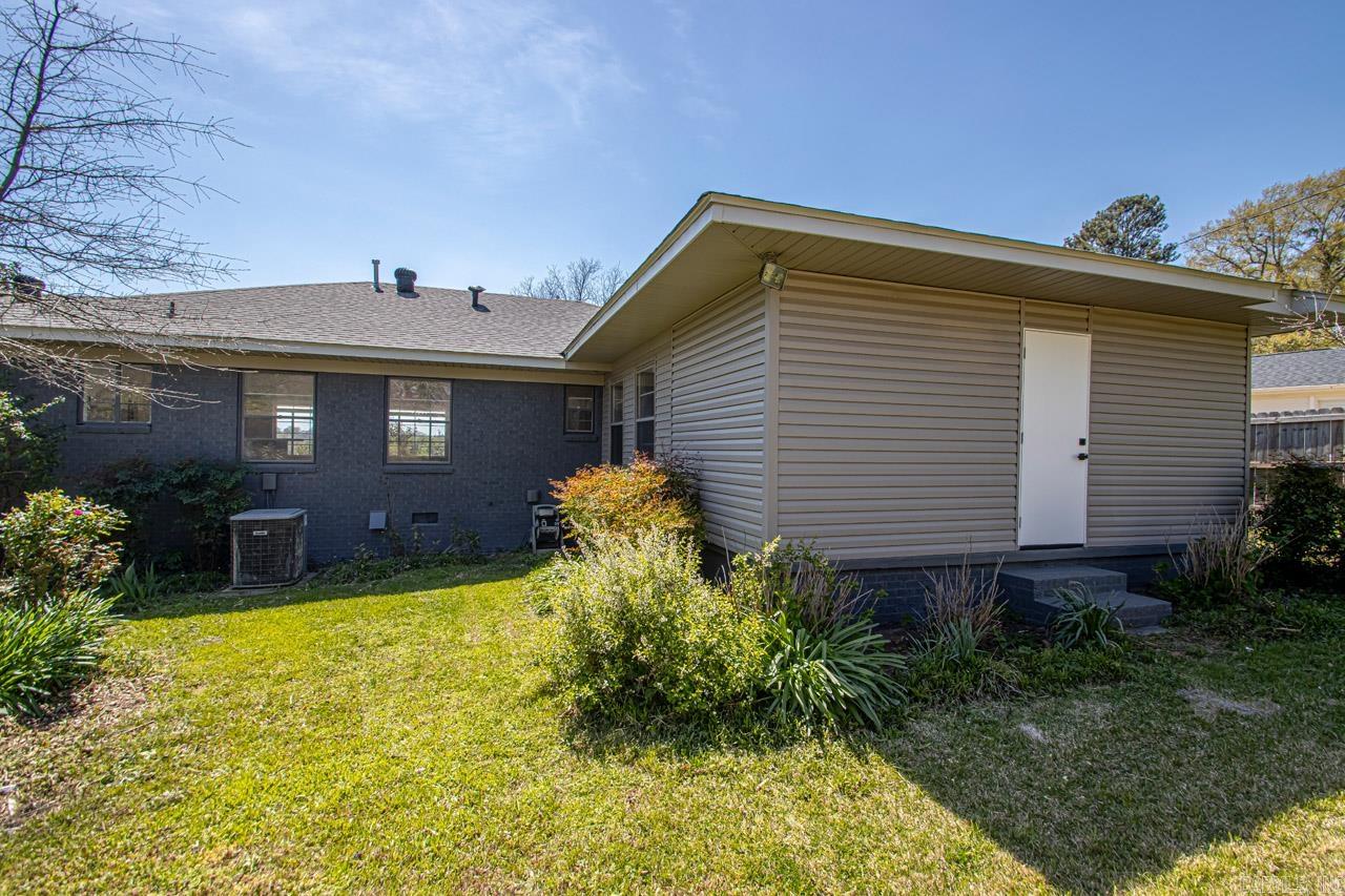 KINGWOOD PLACE - Residential