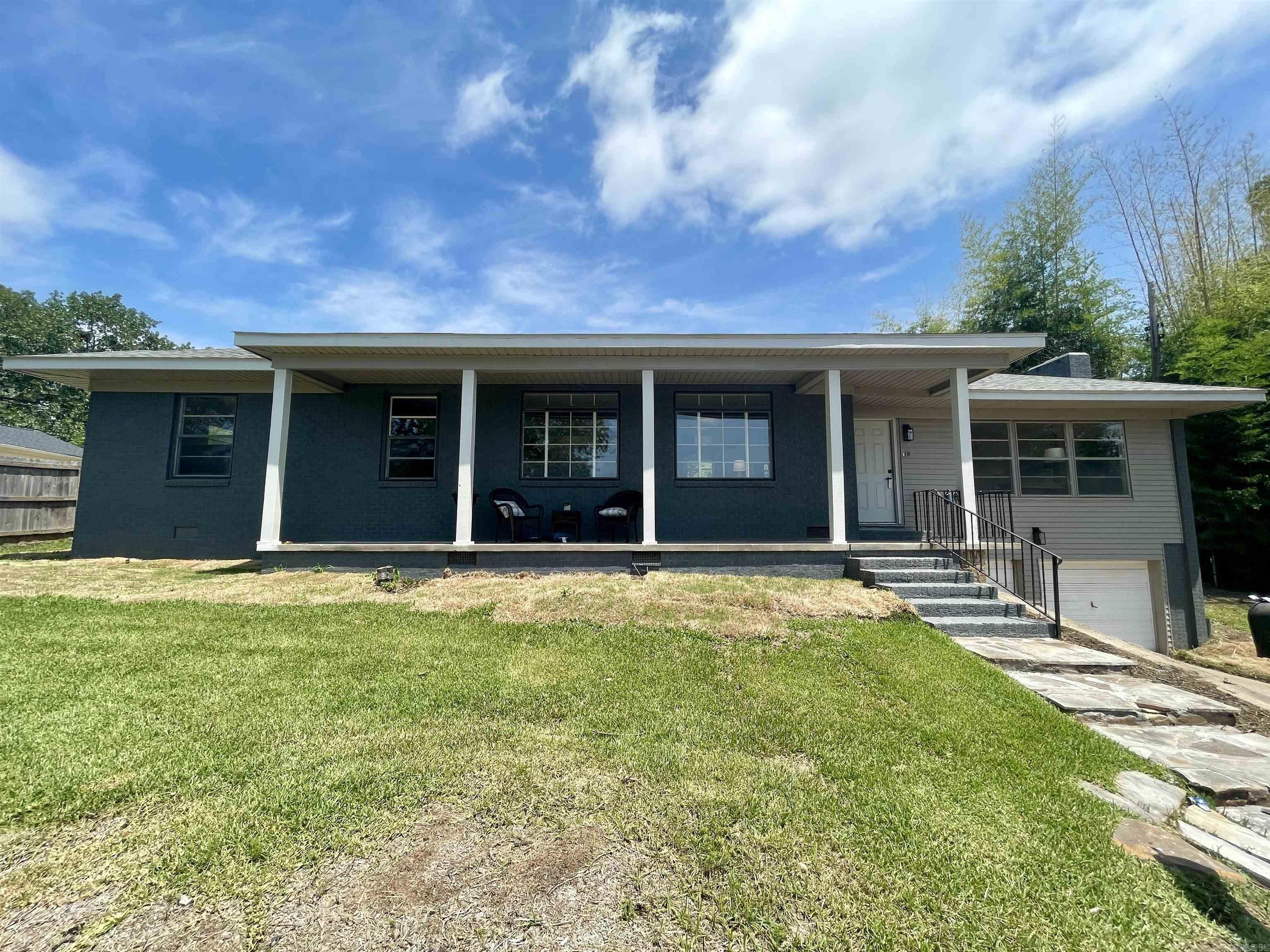 KINGWOOD PLACE - Residential