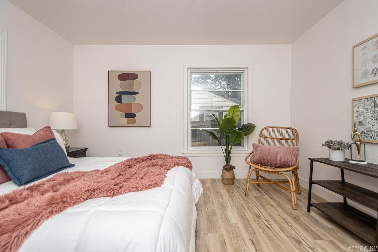 KINGWOOD PLACE - Residential