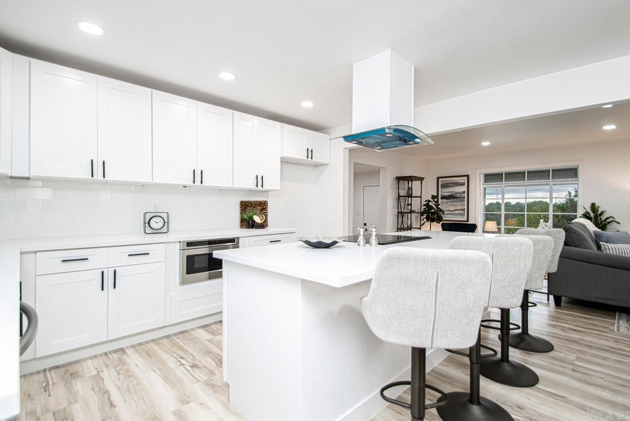 KINGWOOD PLACE - Residential