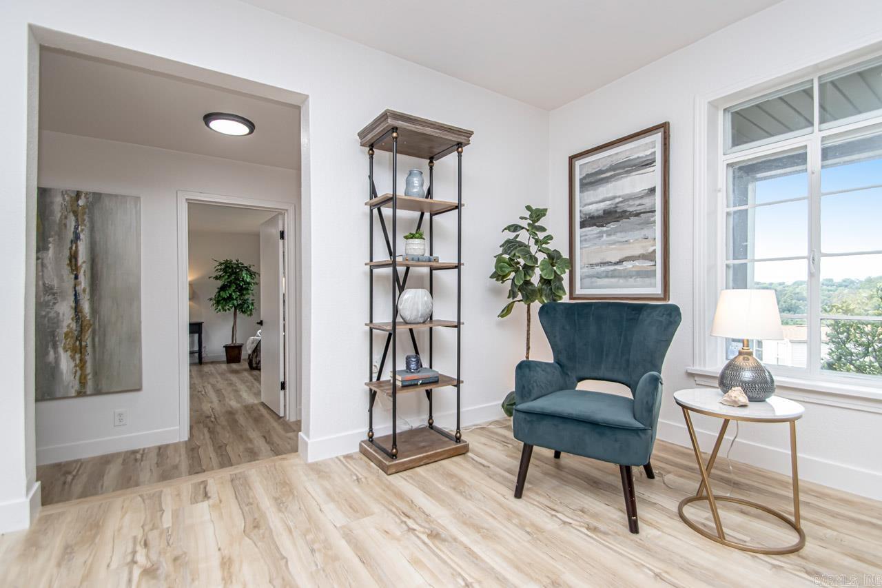 KINGWOOD PLACE - Residential