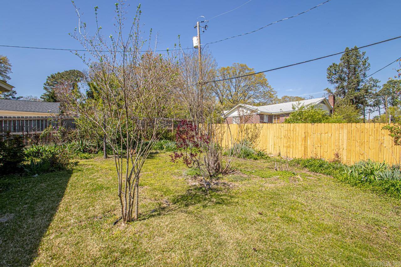 KINGWOOD PLACE - Residential