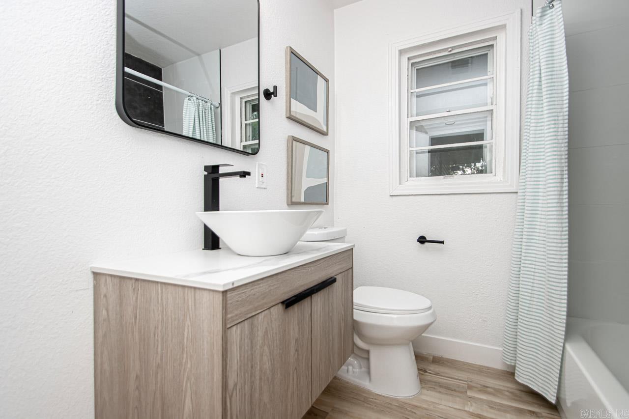 KINGWOOD PLACE - Residential