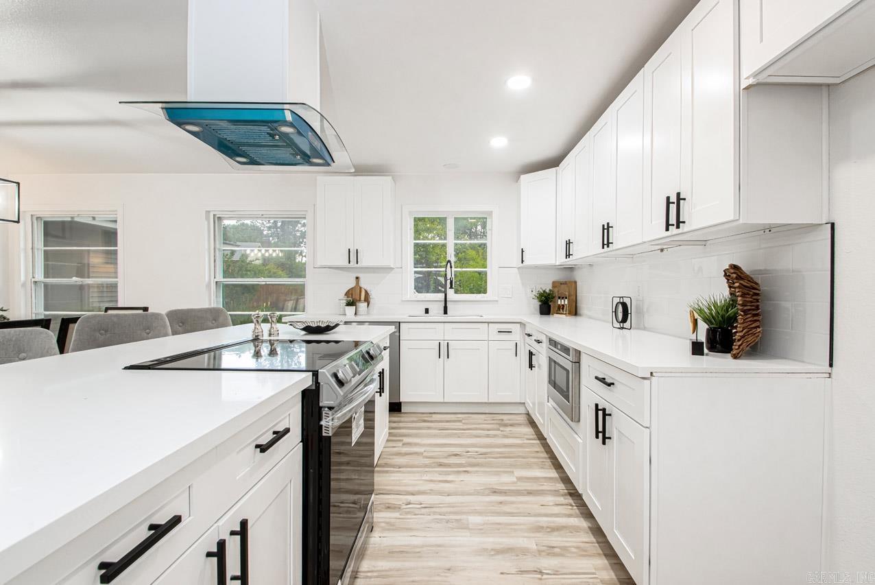 KINGWOOD PLACE - Residential