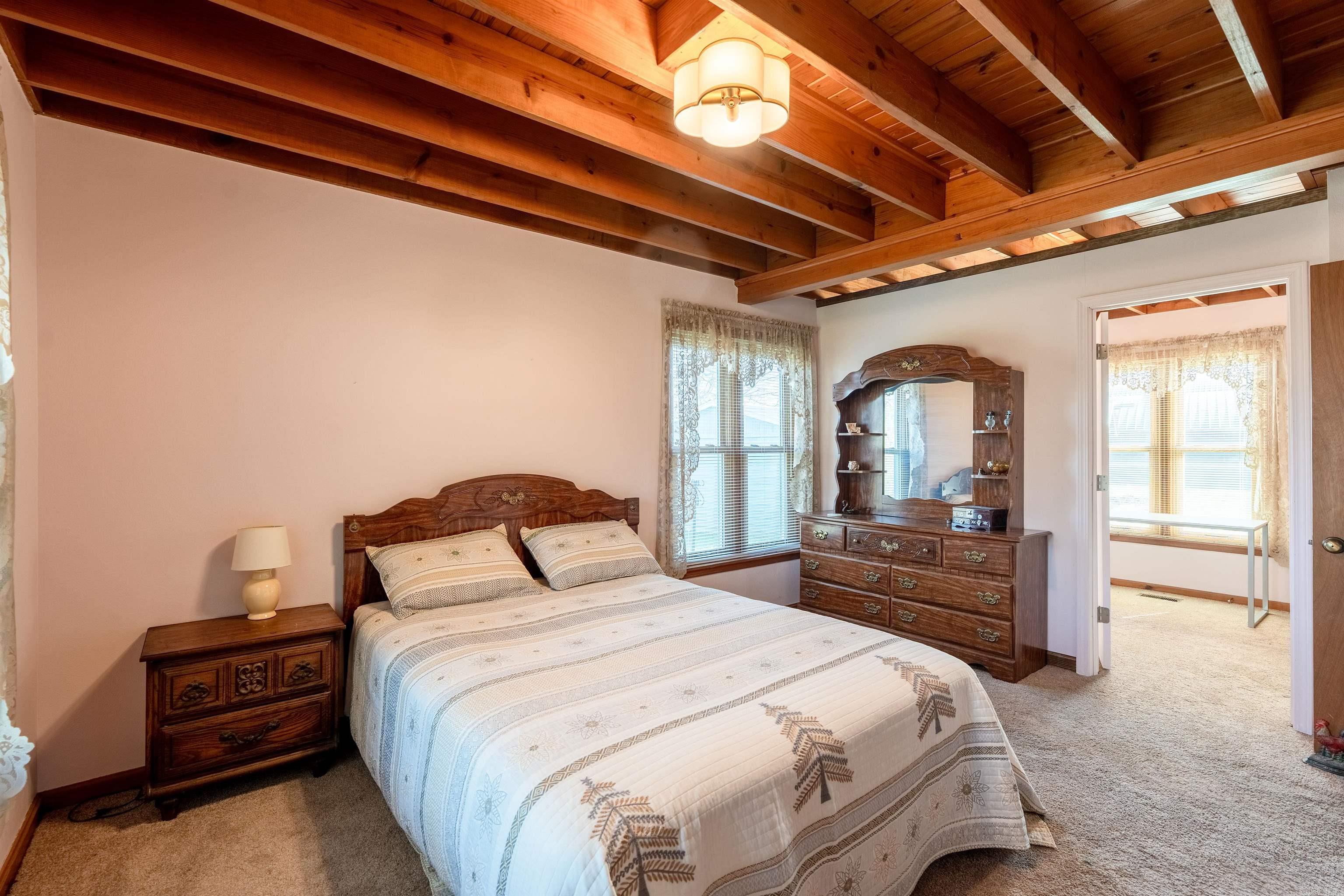 WOODLAND COVE - Residential