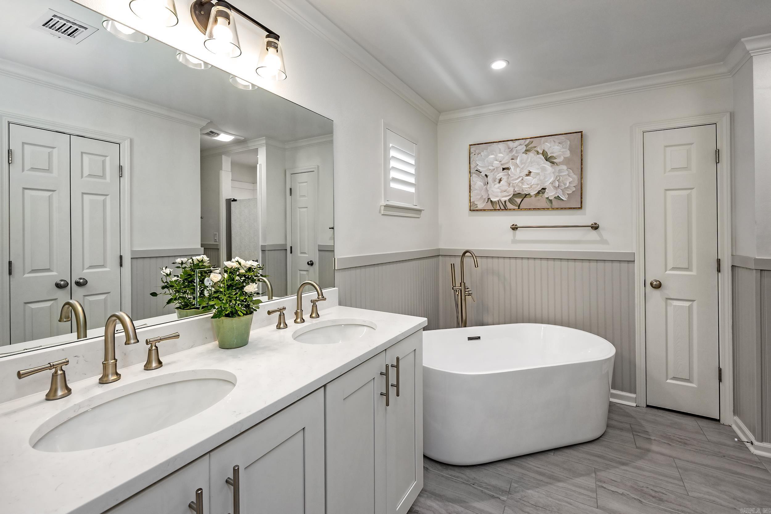 FOXCROFT VILLAGE - Residential