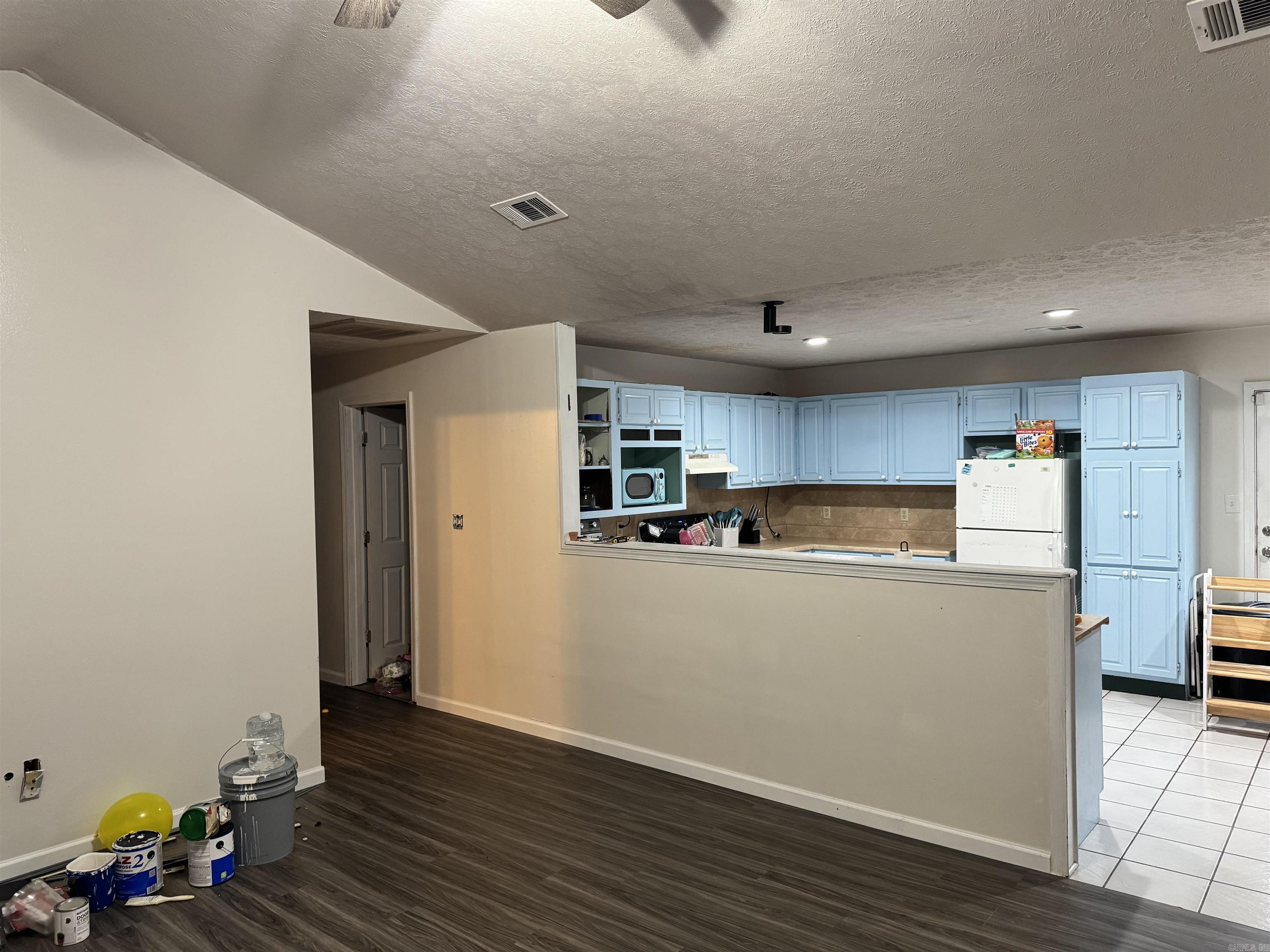 WESTSIDE SUBD - Residential