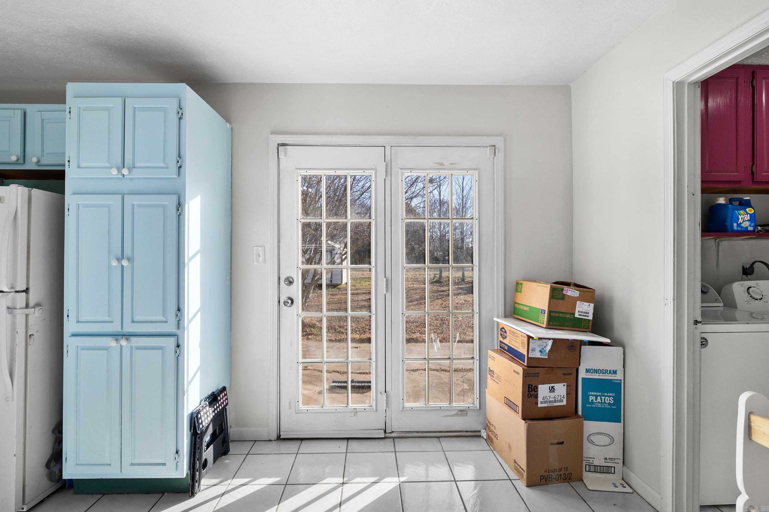 WESTSIDE SUBD - Residential