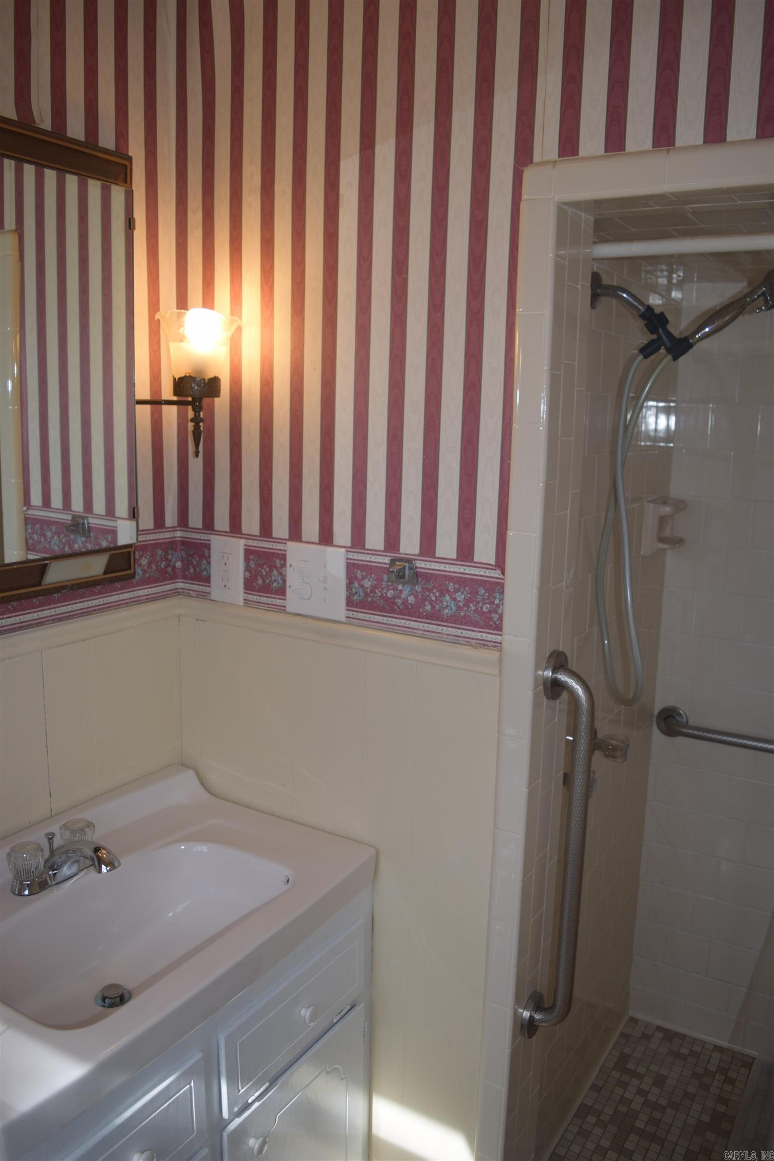 BRADENS ADDN TO JACK - Residential