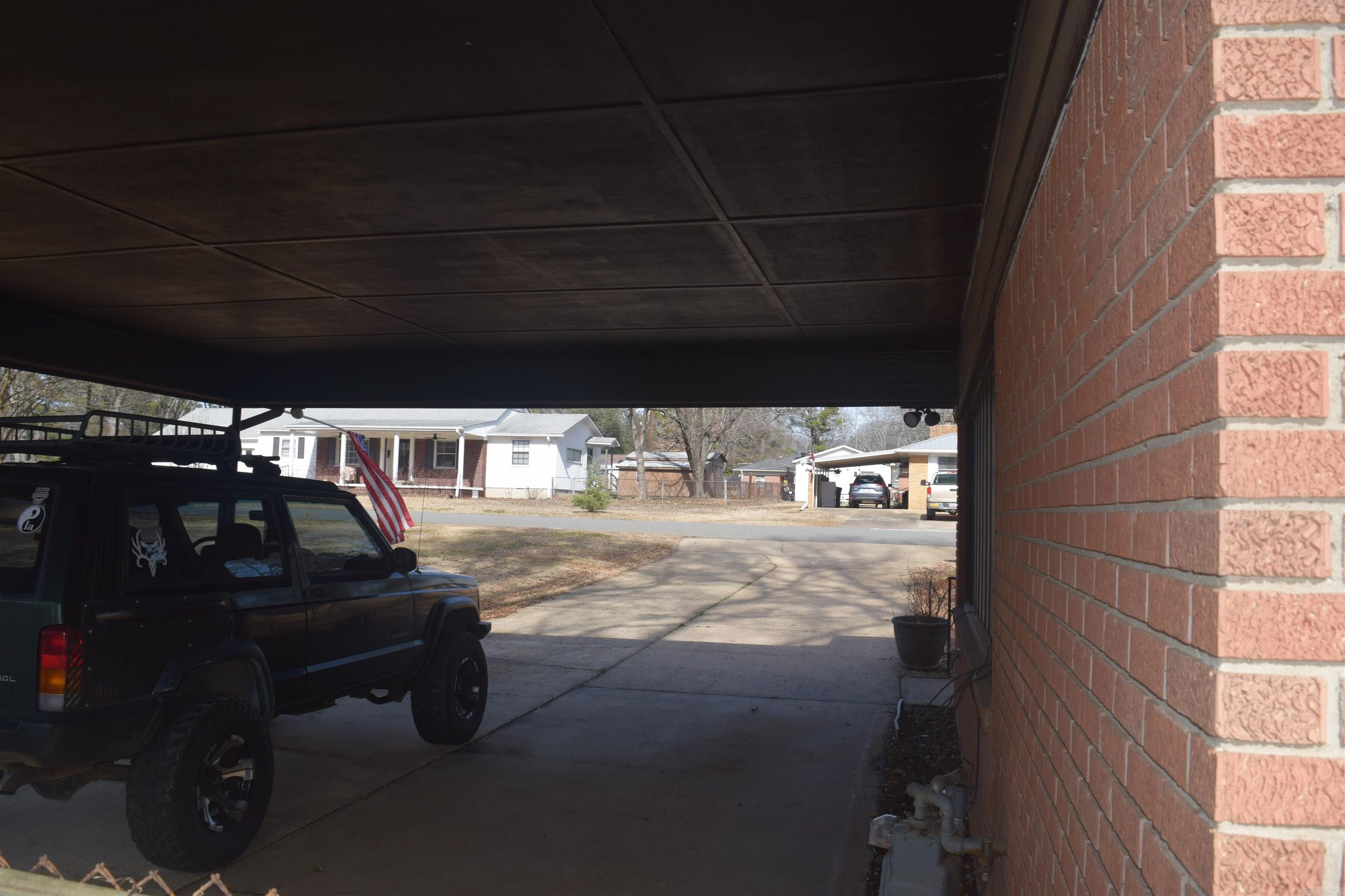 BRADENS ADDN TO JACK - Residential