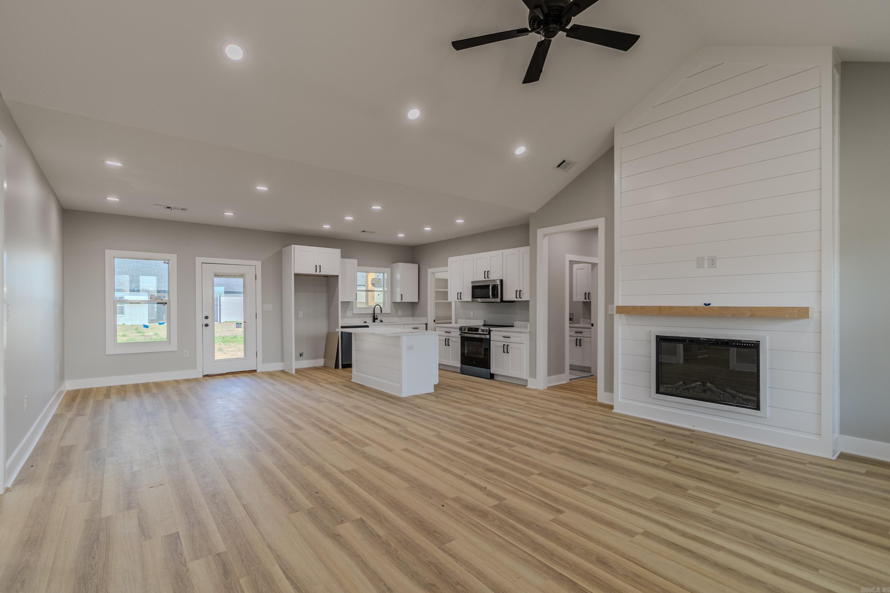 SILO RIDGE ESTATES - Residential