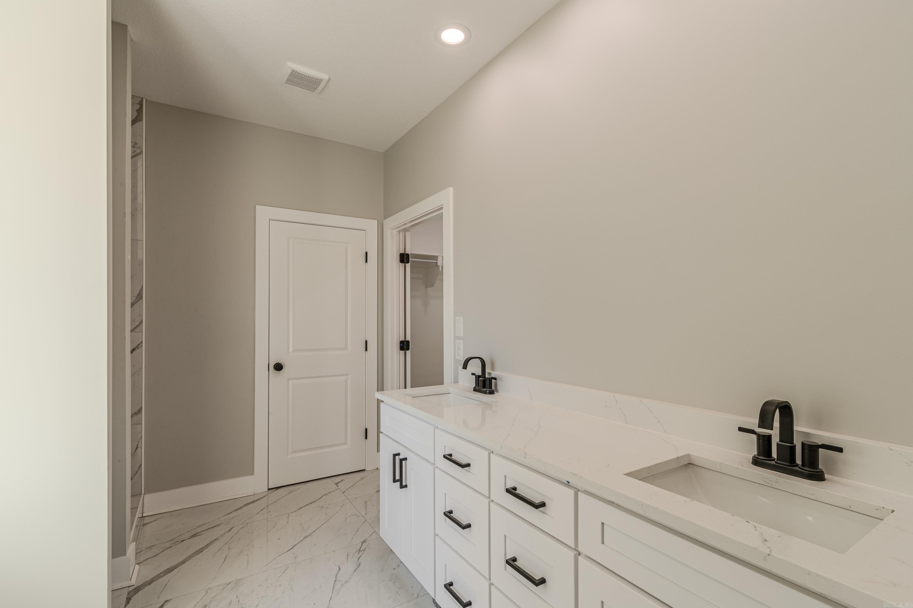 SILO RIDGE ESTATES - Residential