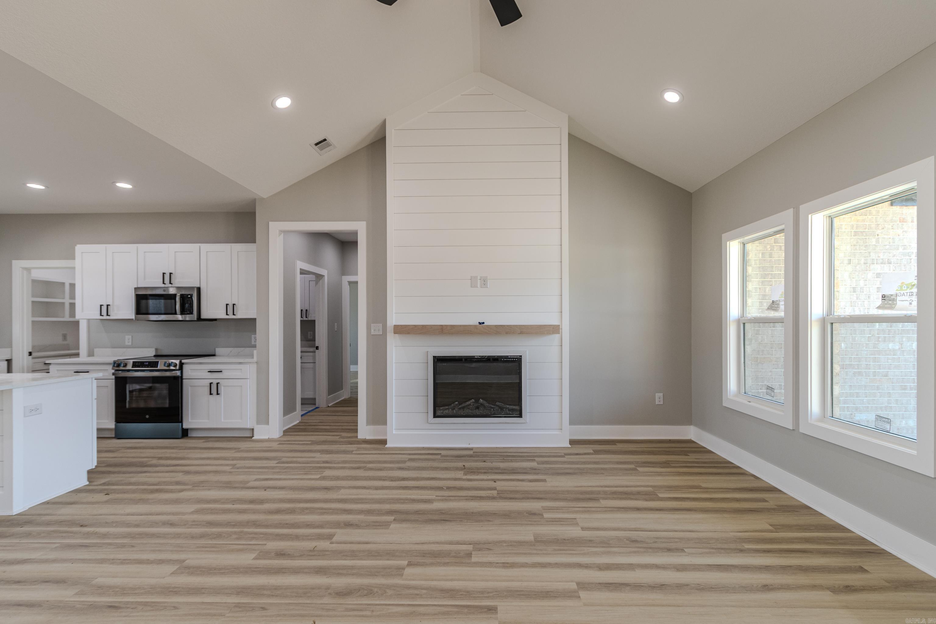 SILO RIDGE ESTATES - Residential