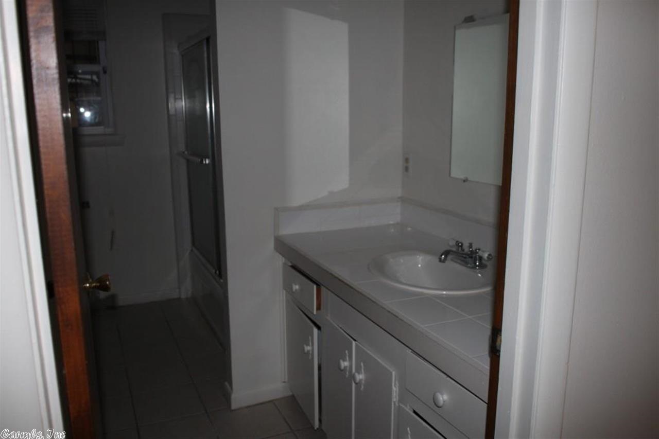 ALLENDALE MANOR - Residential