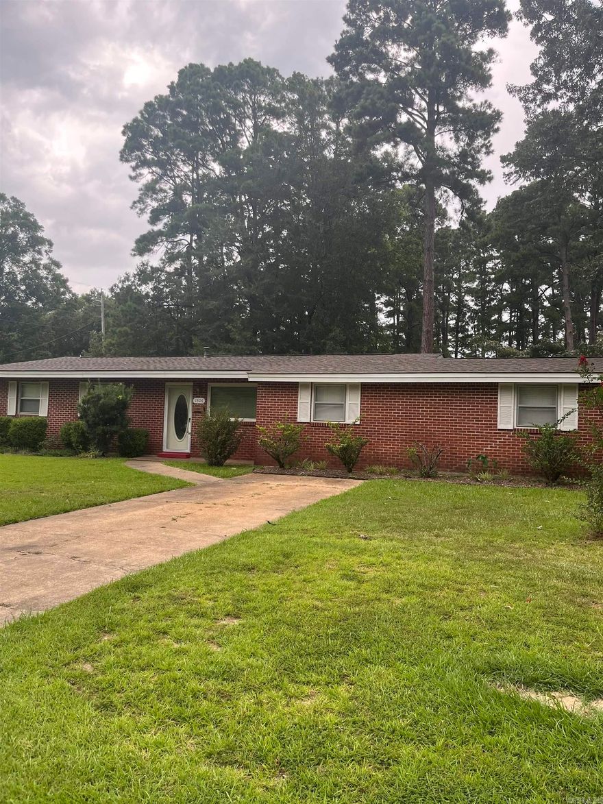 THIS HOME IS MOVE IN READY.  IT FEATURES 3 BEDROOMS AND 2 1/2 BATHS. UPDATED KITCHEN, LIVING ROOM AND DEN, FOUR CAR CARORT, STORAGE BUILDING AND FENCED BACKYARD.